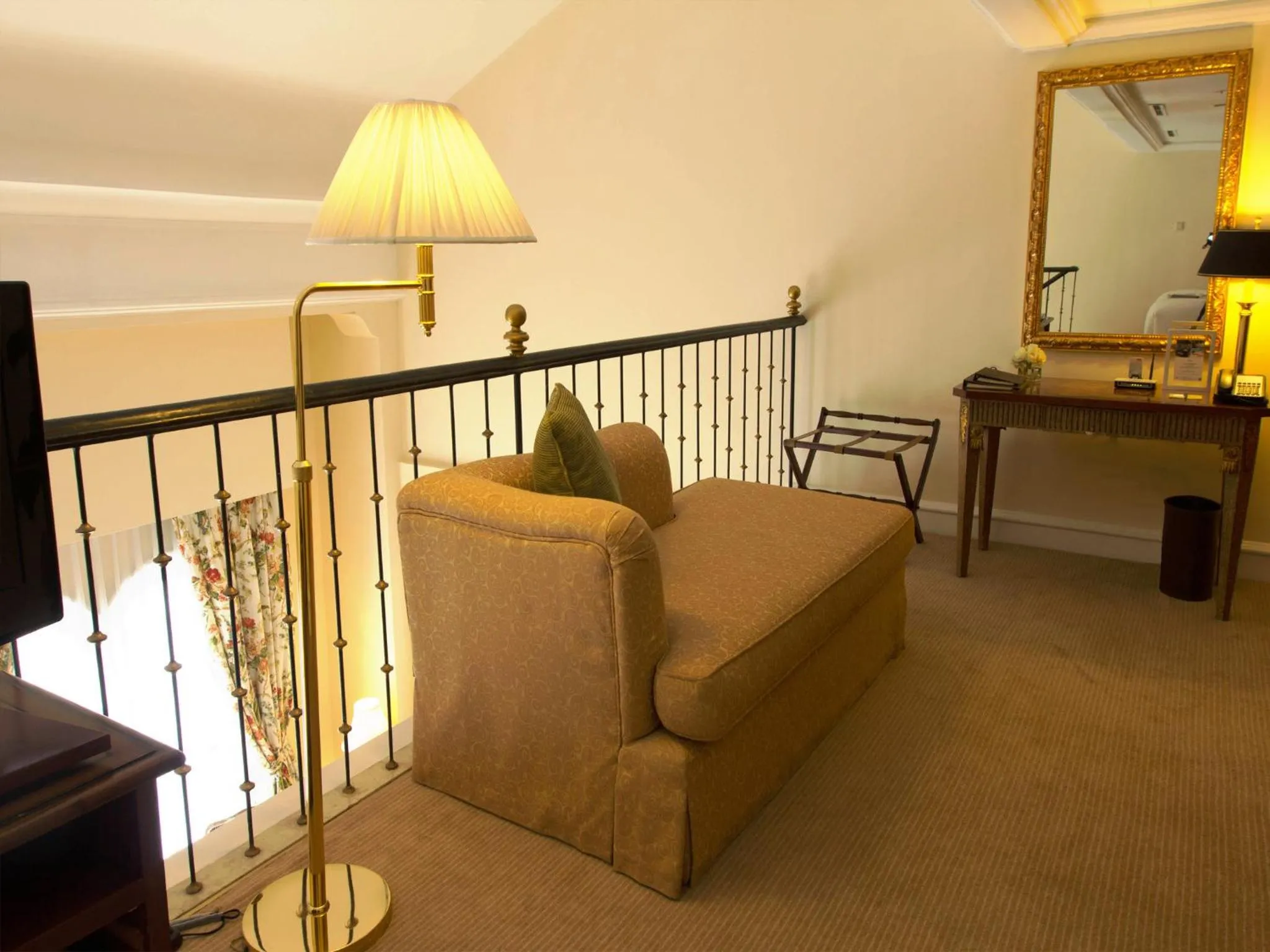 Decorative detail in Hotel Gran Mahakam