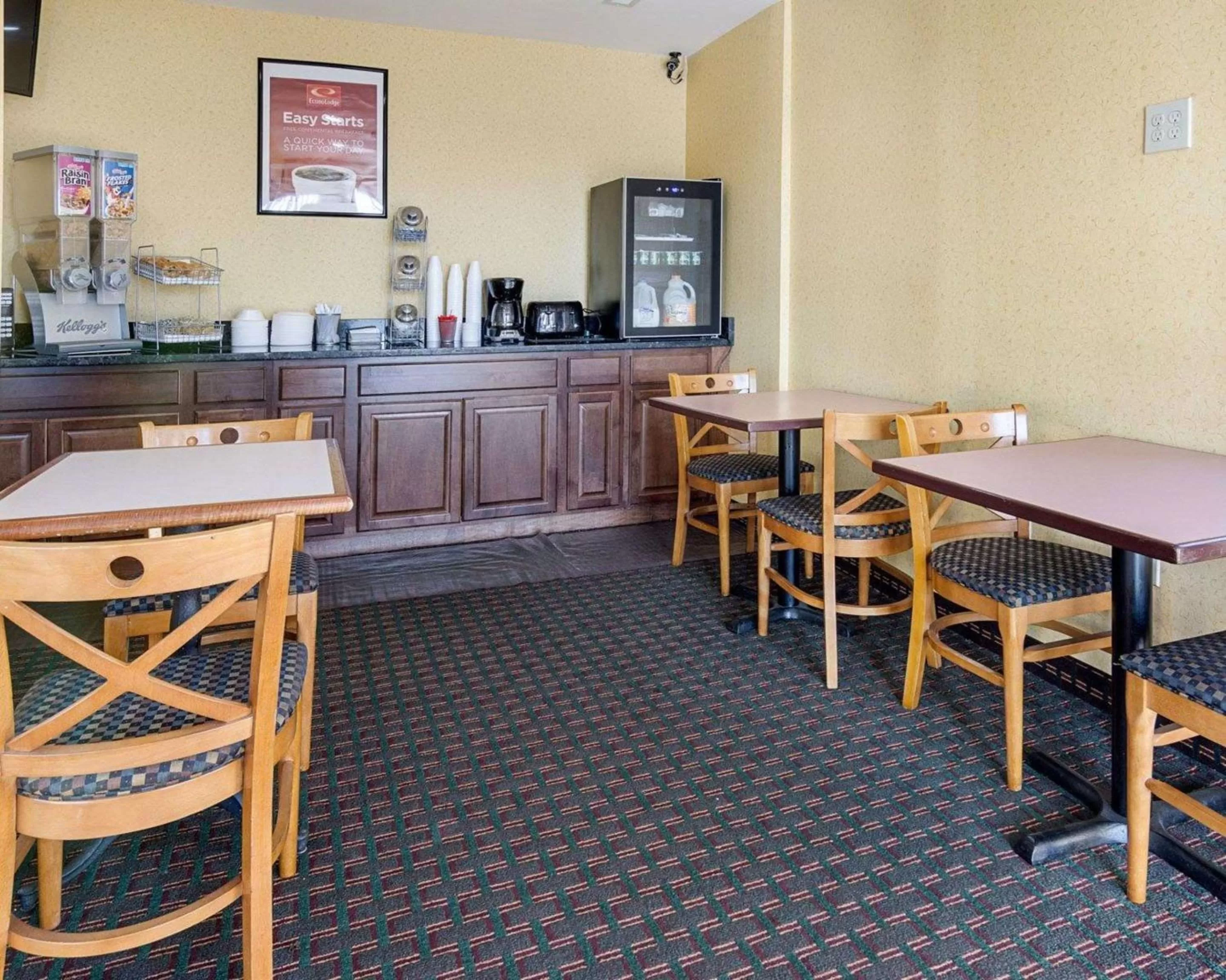 Restaurant/places to eat in Econo Lodge Fredericksburg near I-95