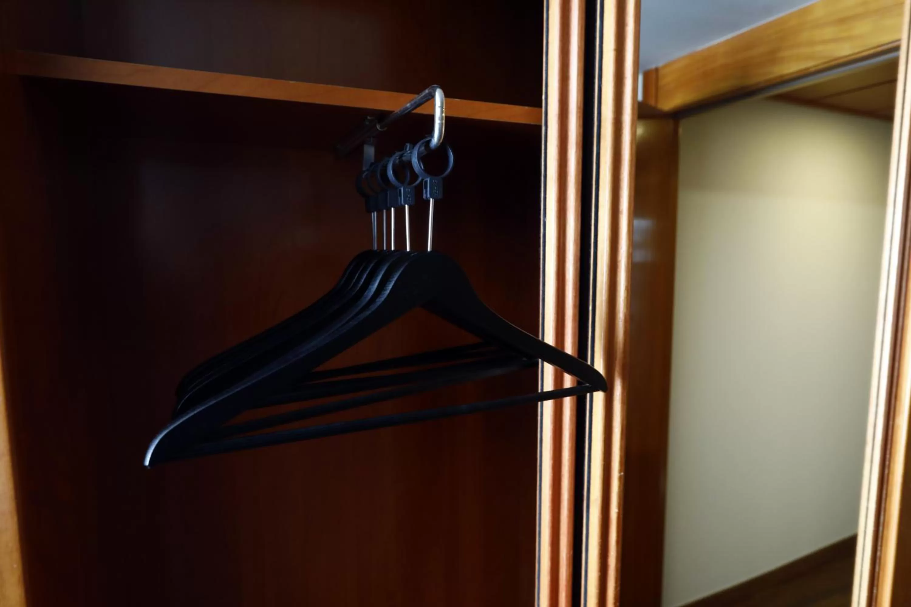 wardrobe in Travelodge Madrid Coslada Aeropuerto