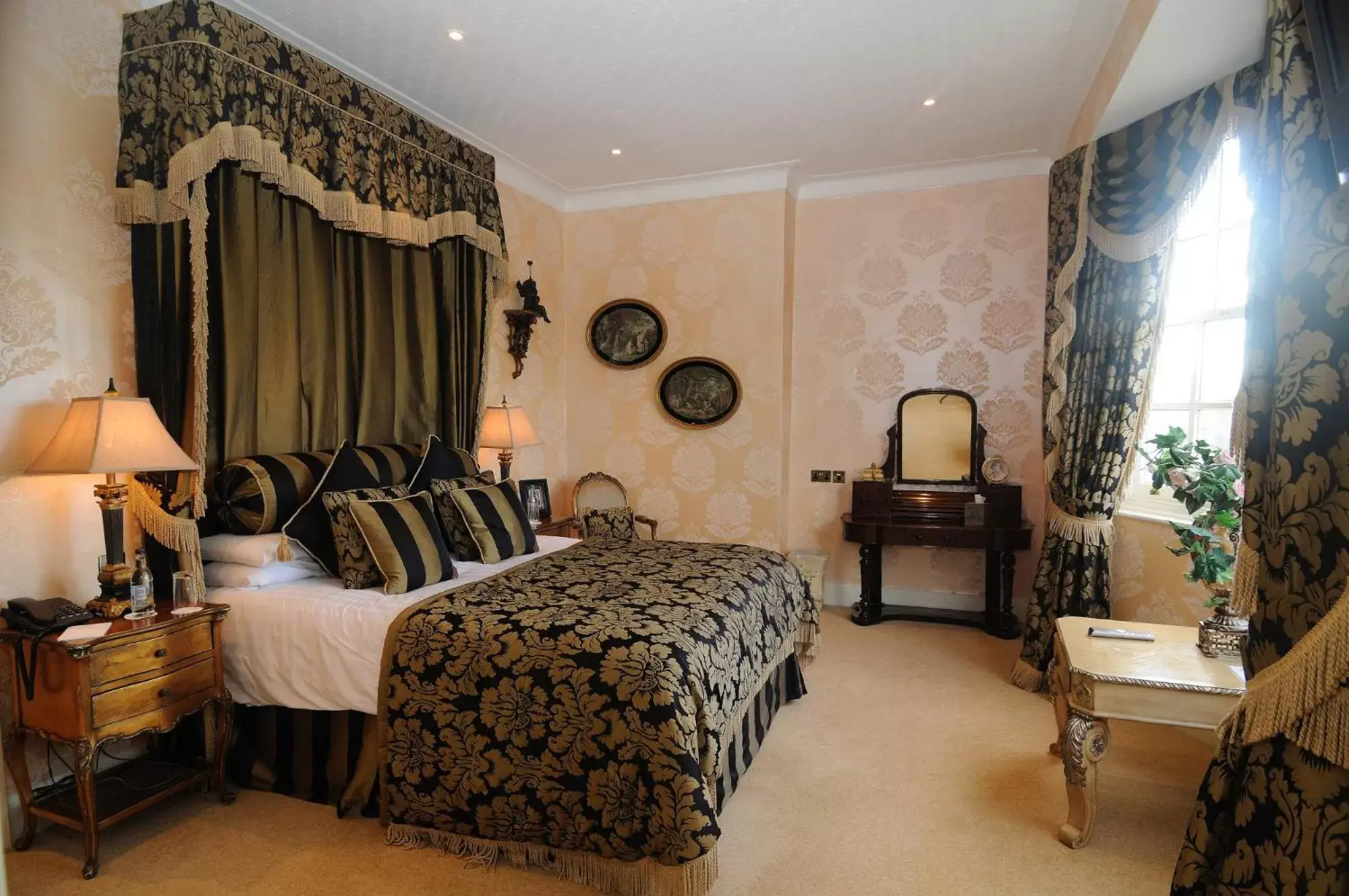 Suite in Ye Olde Bell Hotel & Spa Suite in Ye Olde Bell Hotel & Spa