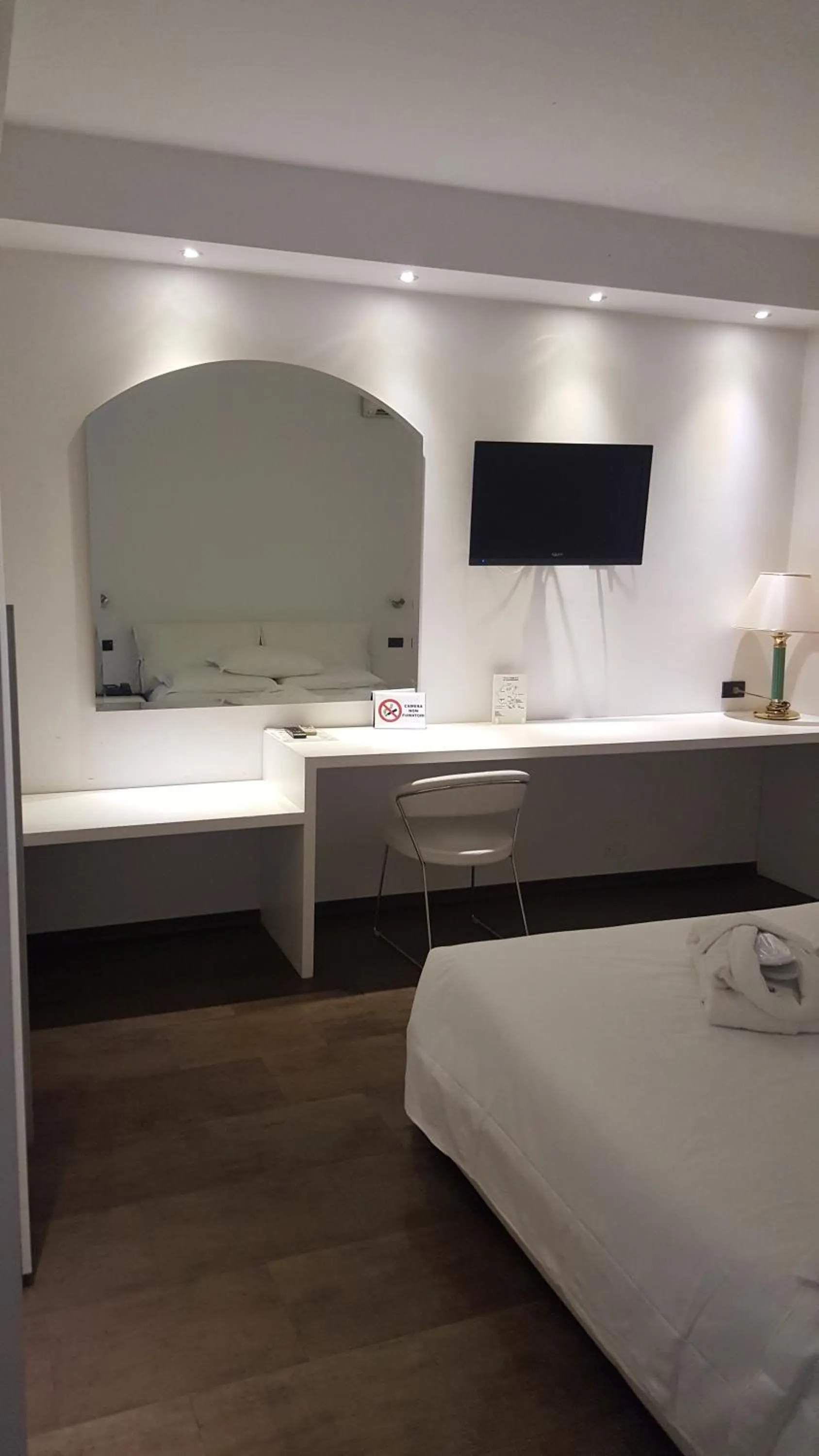 Bed in Hotel Cristallo