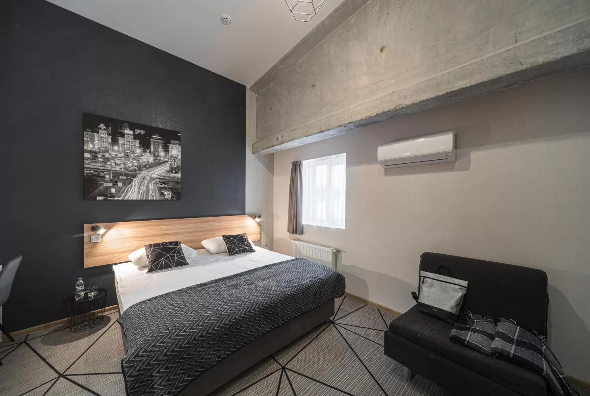 Deluxe Double Room with Extra Bed in Amarant Urban Hotel by CHM Deluxe Double Room with Extra Bed in Amarant Urban Hotel by CHM