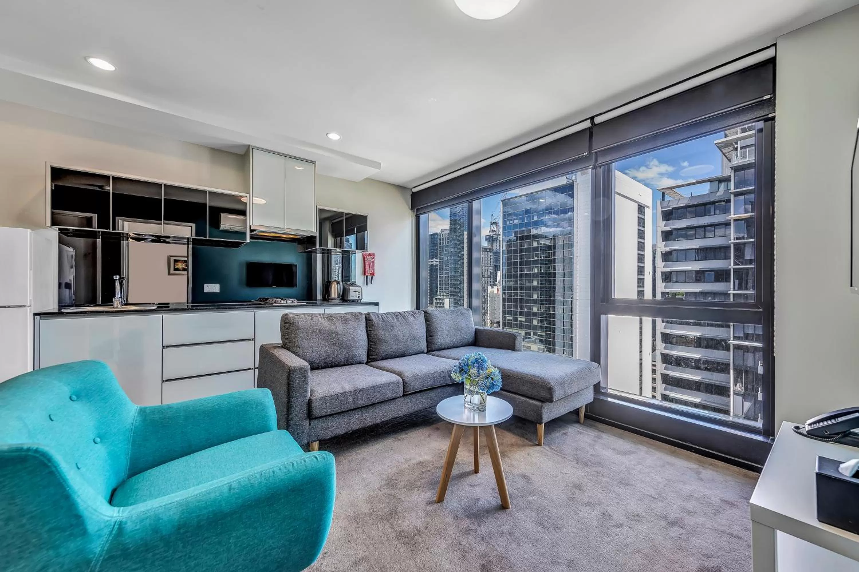 Seating area in Pegasus Apart-Hotel