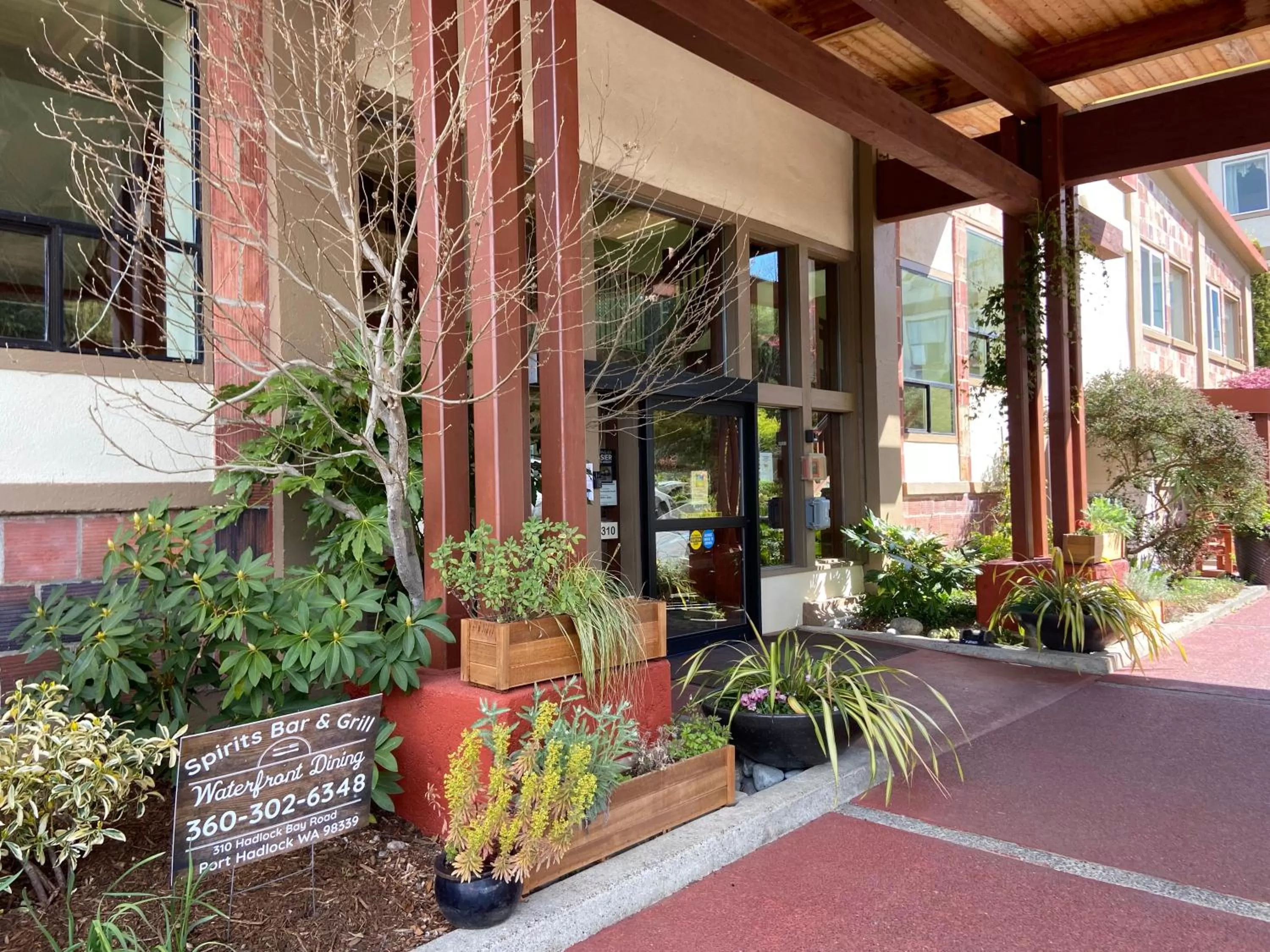 Facade/entrance in Old Alcohol Plant