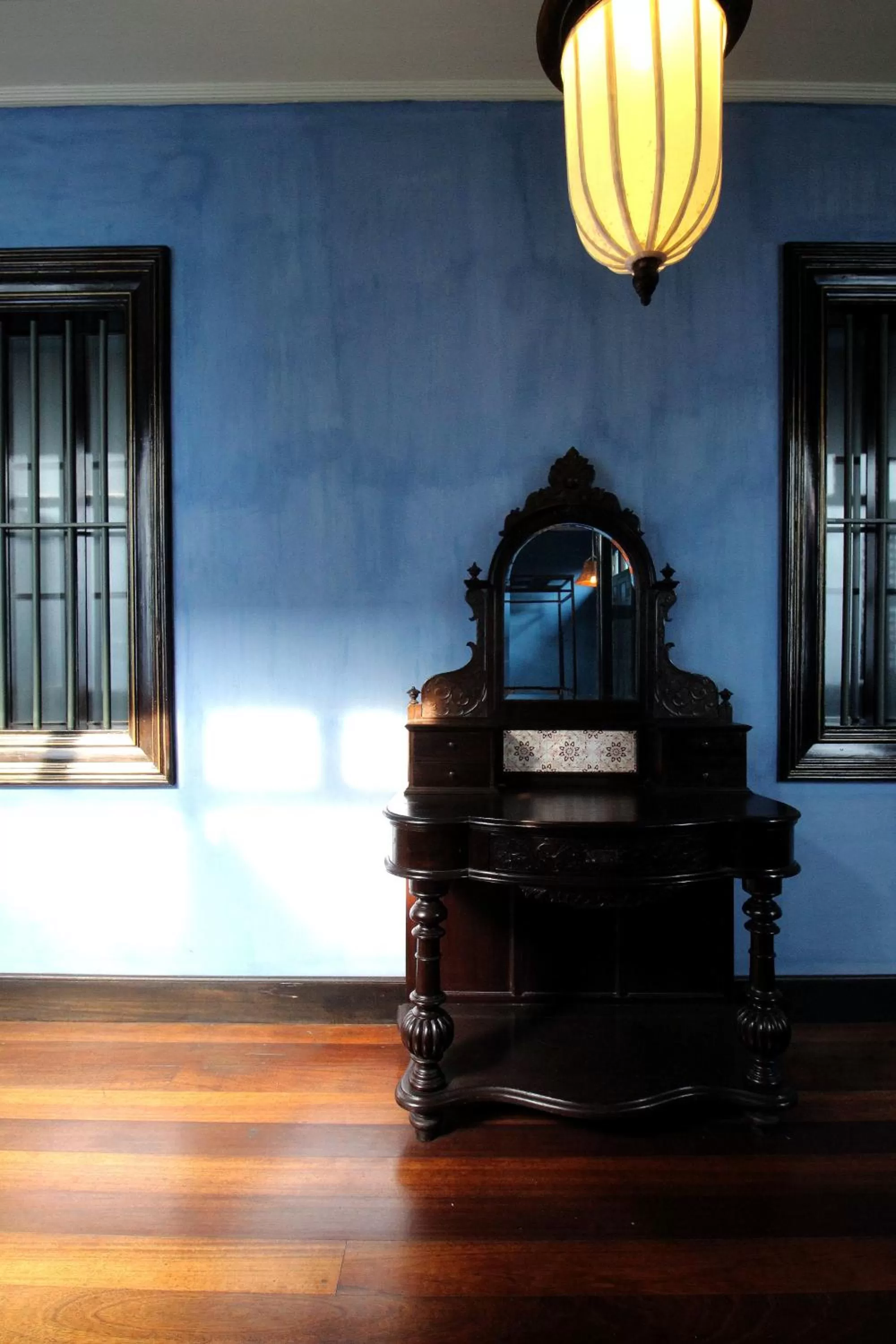 Decorative detail in Cheong Fatt Tze - The Blue Mansion