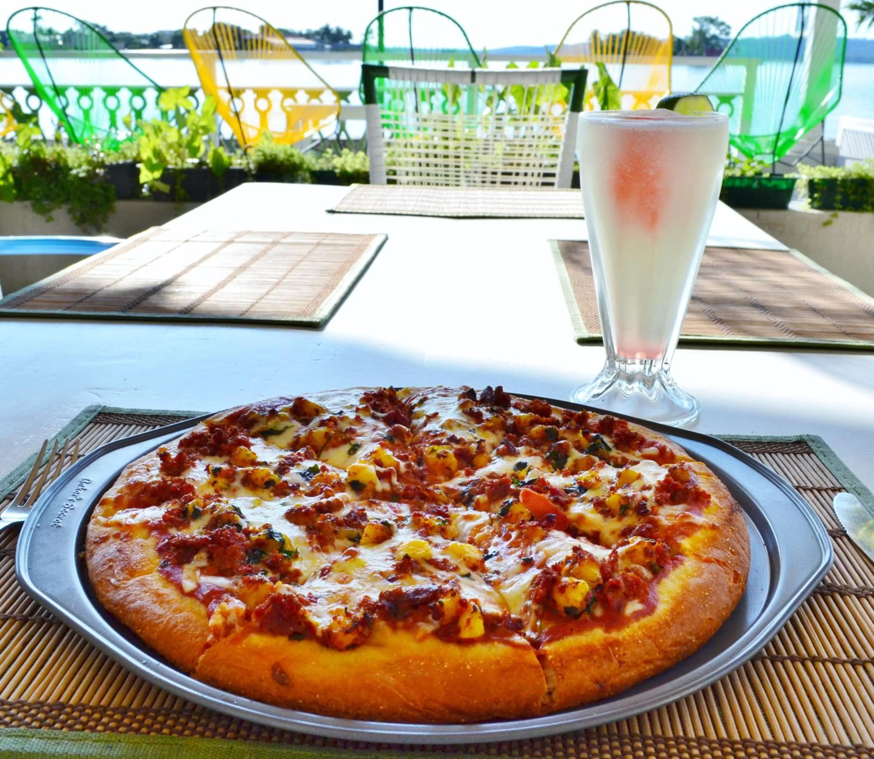 Food and drinks in Hotel Peten