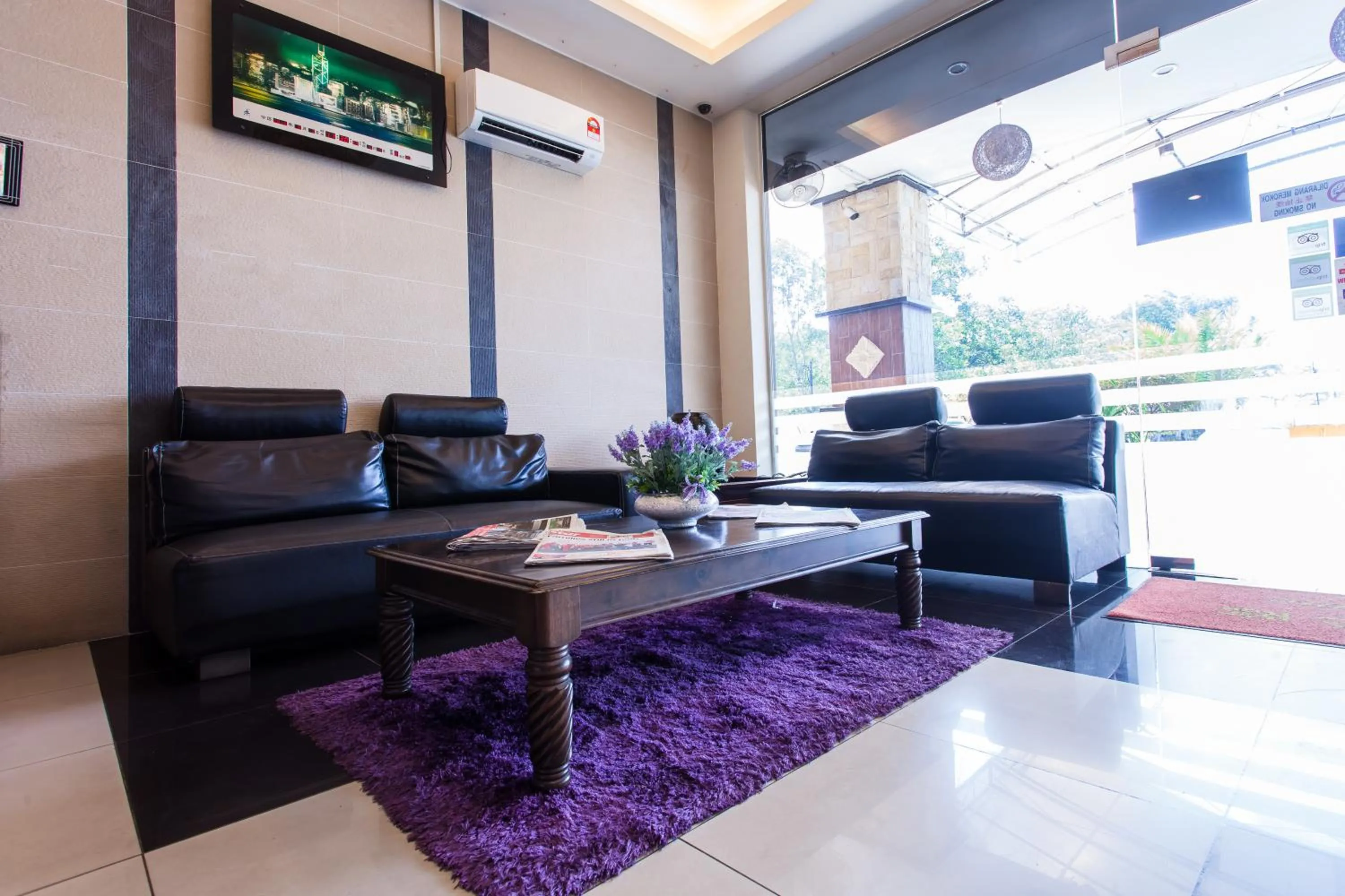 Lobby or reception in Lavender Inn Permas Jaya