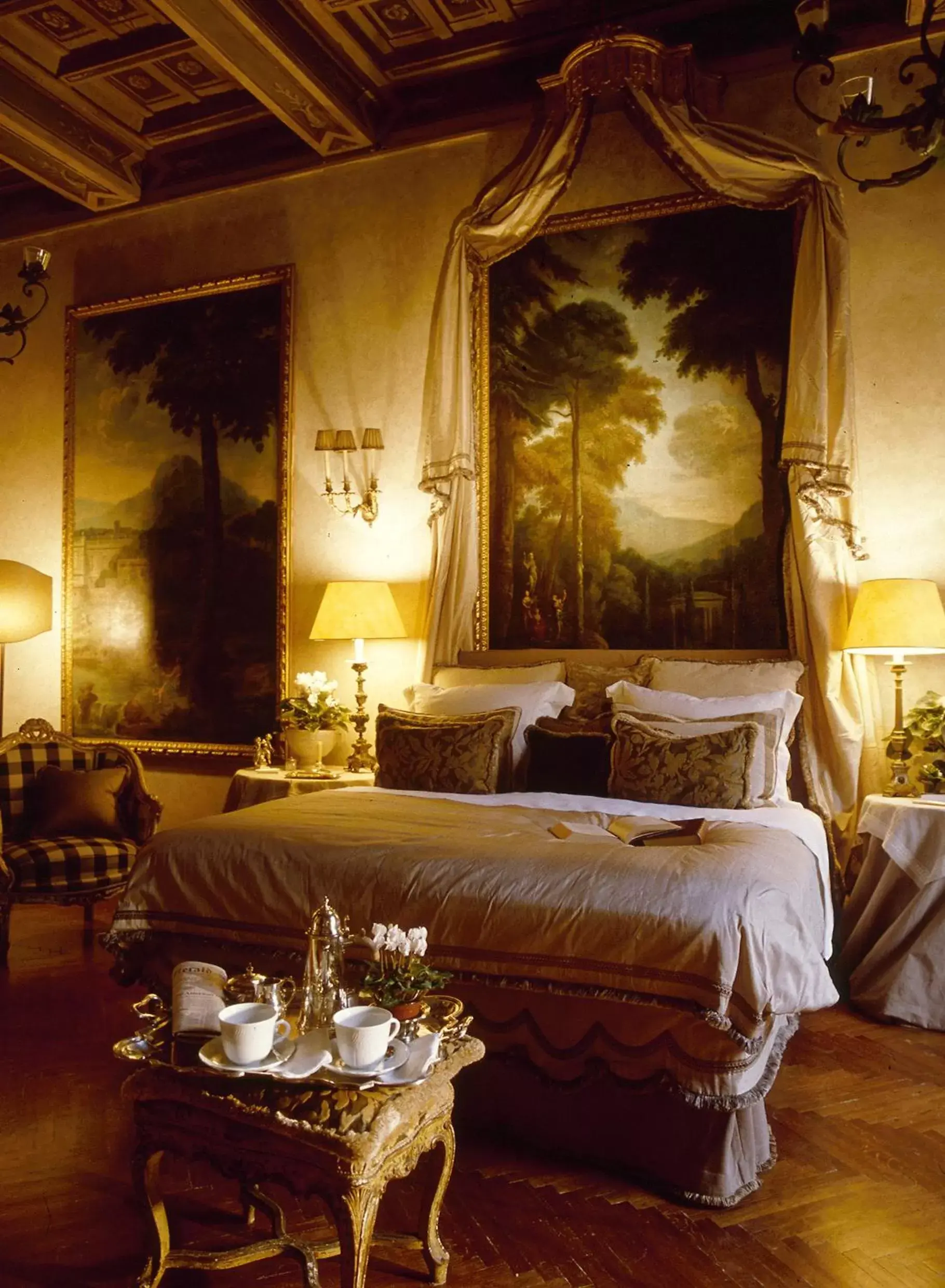 Napoleone Suite in Residenza Napoleone III Napoleone Suite in Residenza Napoleone III