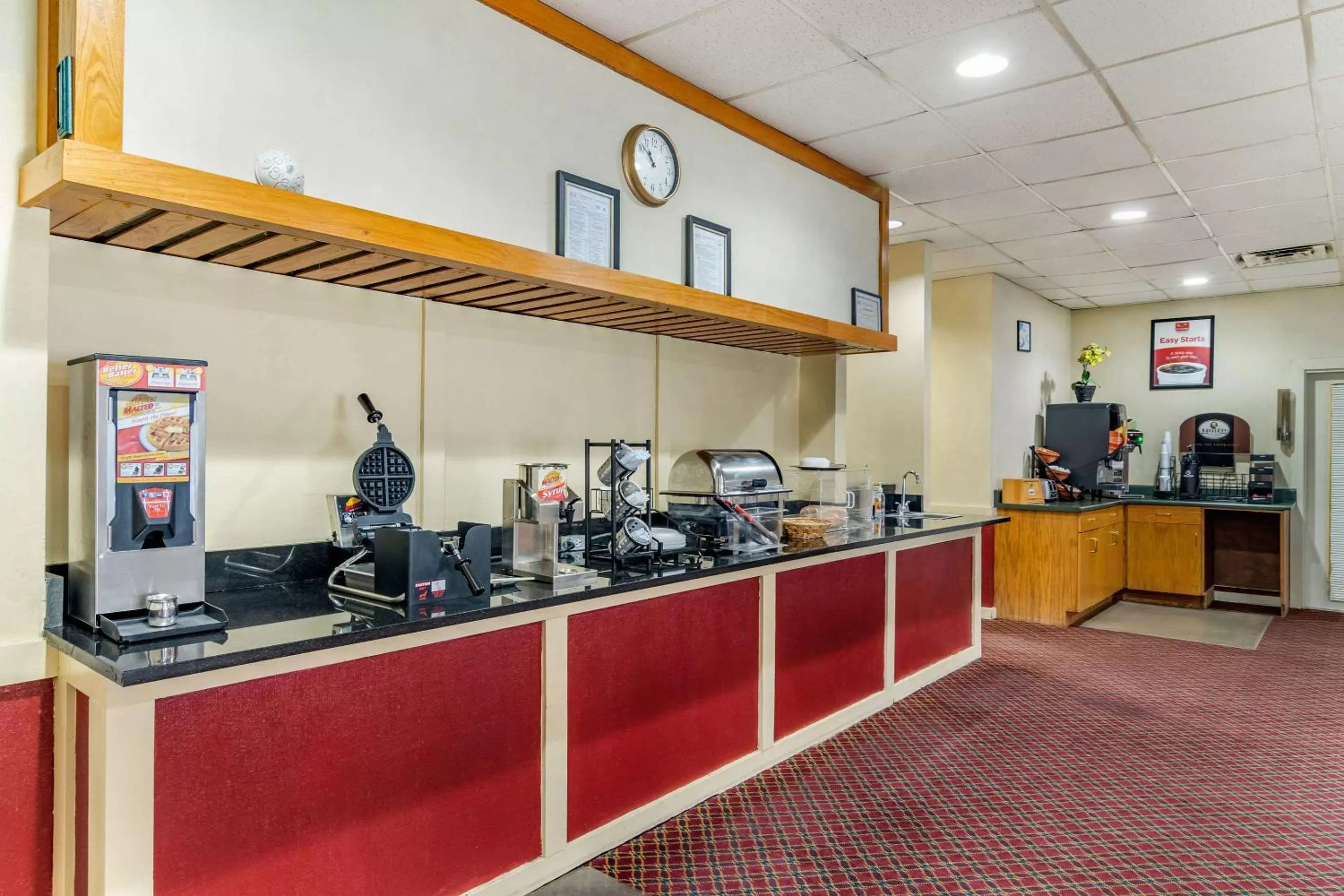 Restaurant/places to eat in Perry Inn & Suites By Capital O National Fairground GA I 75