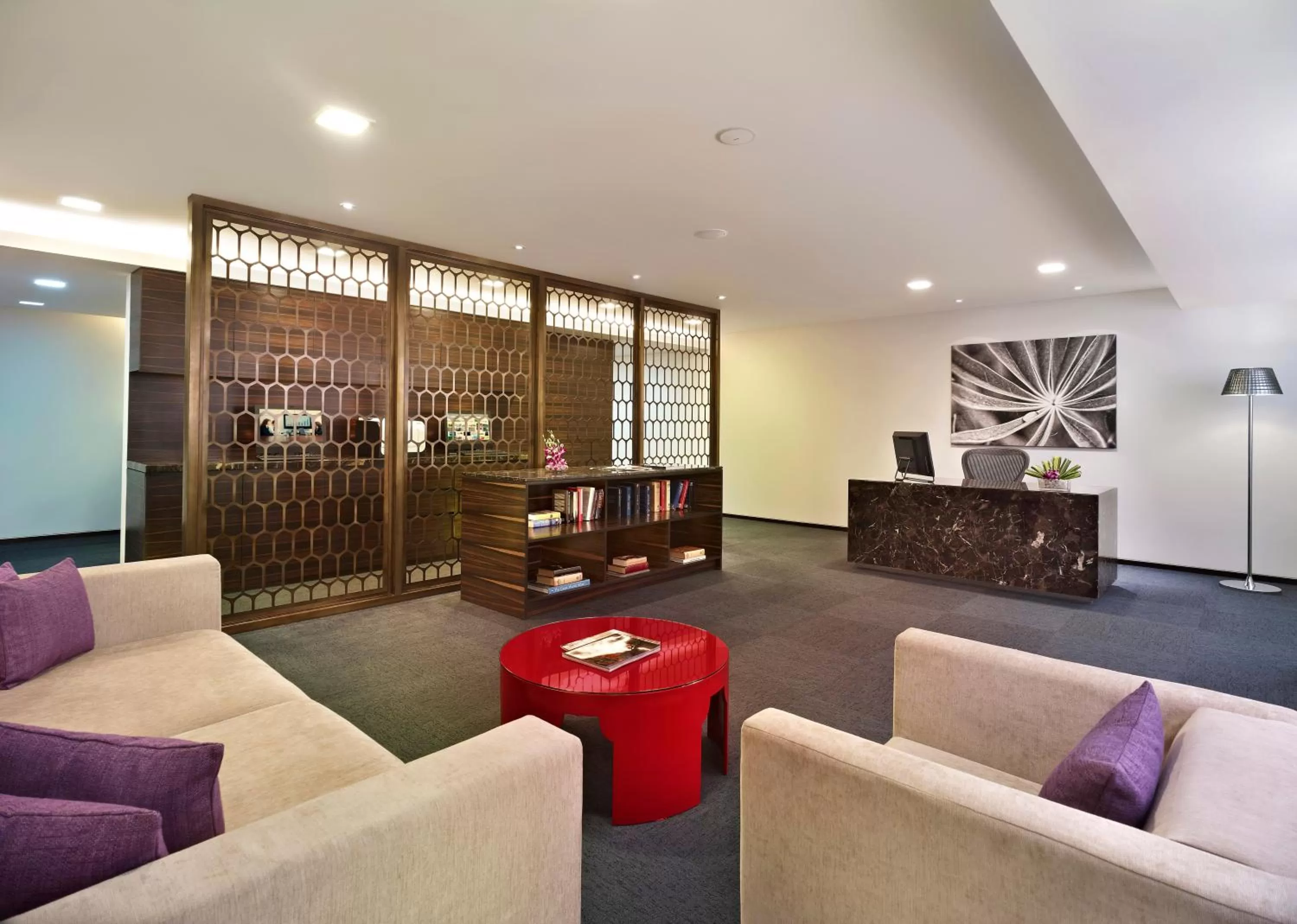 Business facilities in Vivanta Chennai IT Expressway OMR