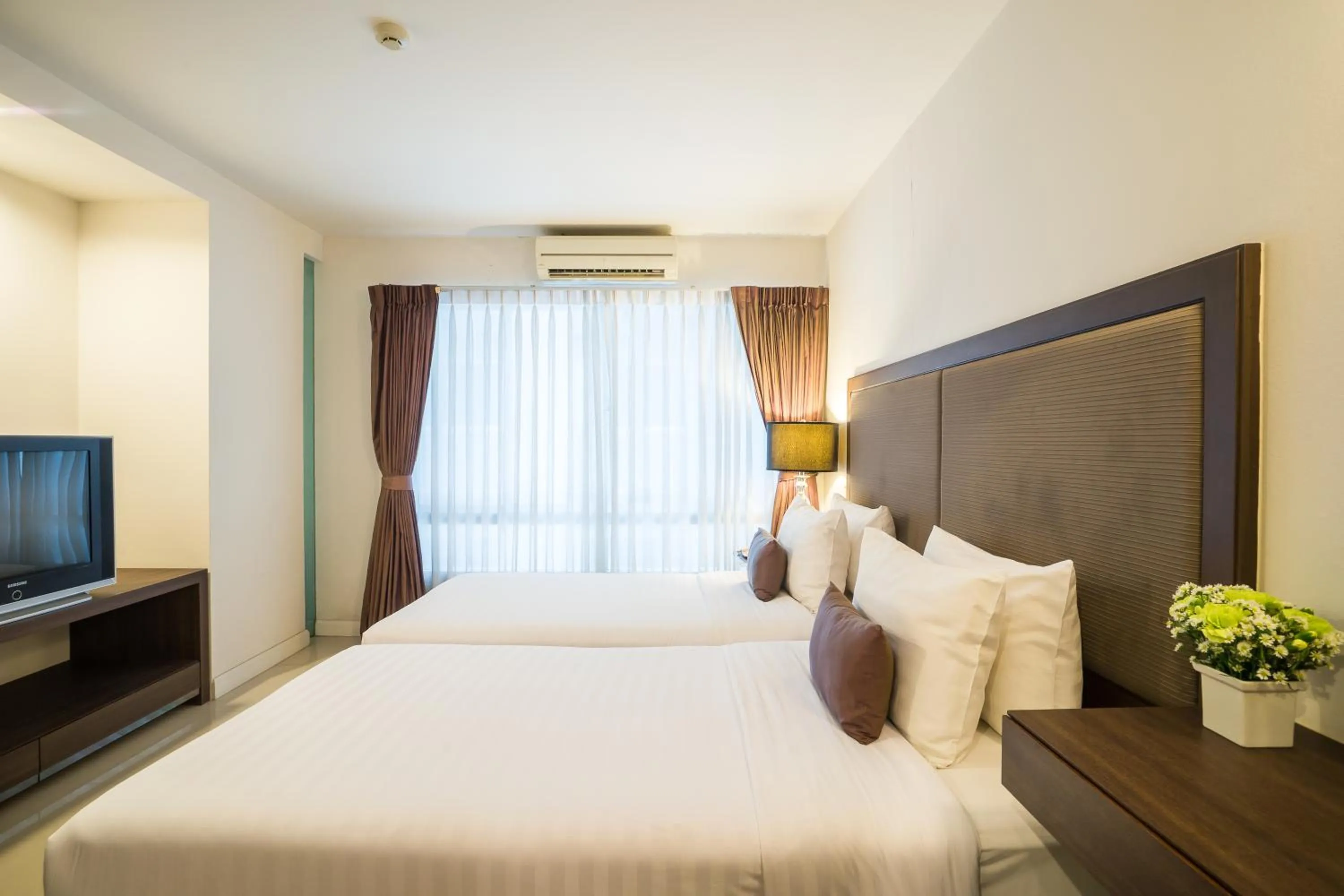 Day, Bed in Beyond Suite