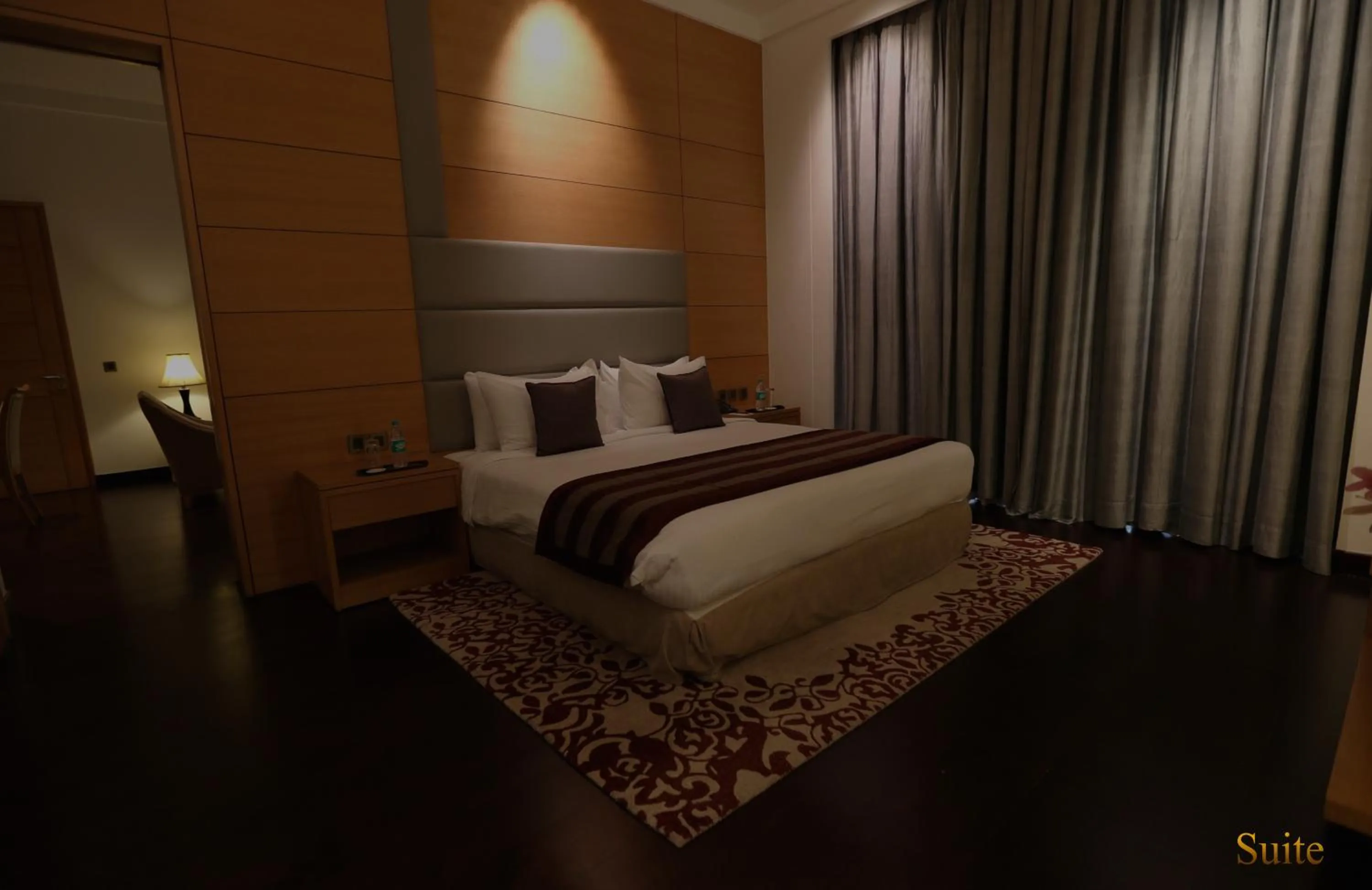 Text overlay, Bed in The Umrao