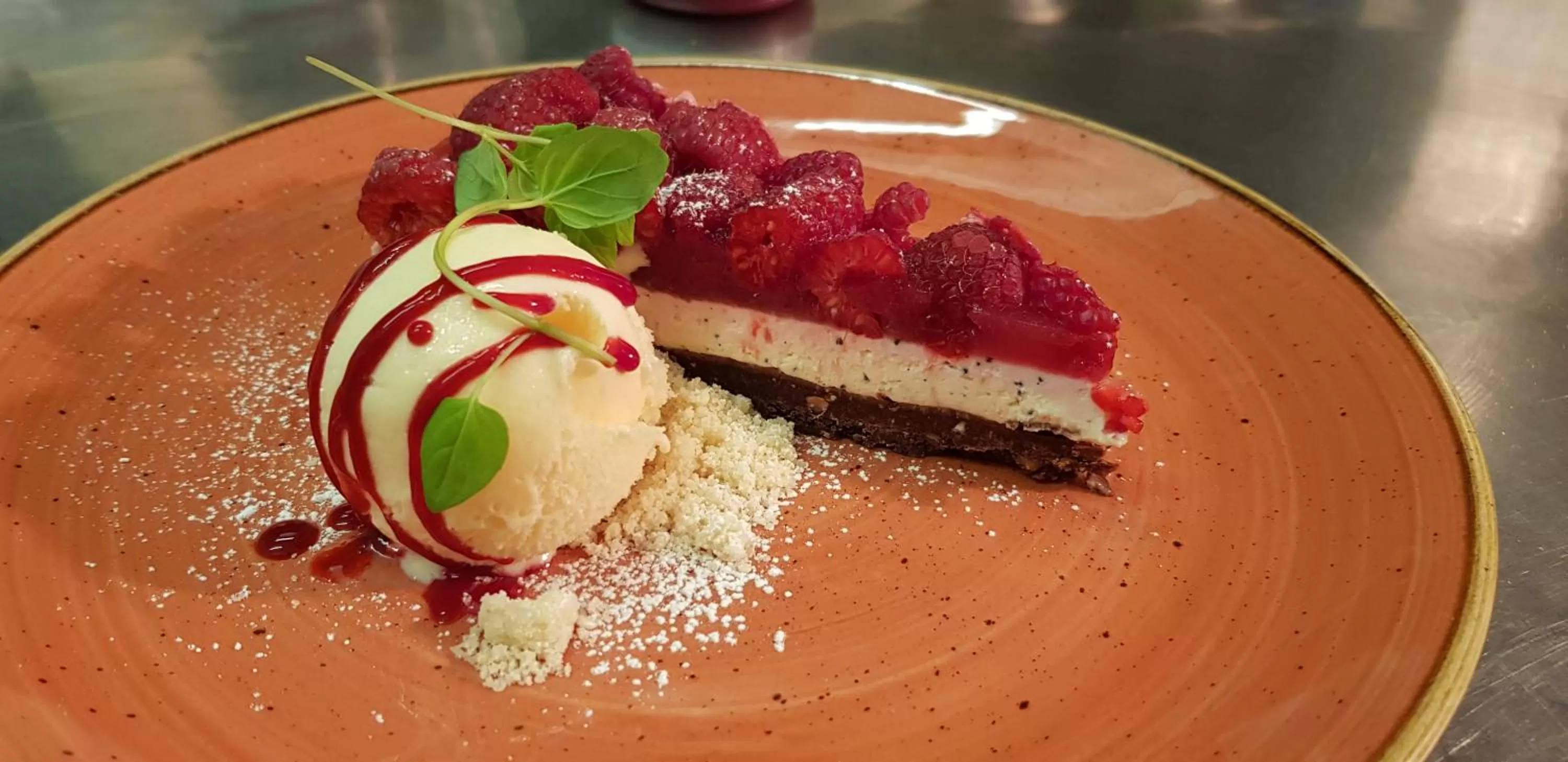 Food and drinks in The Kings Arms Hotel