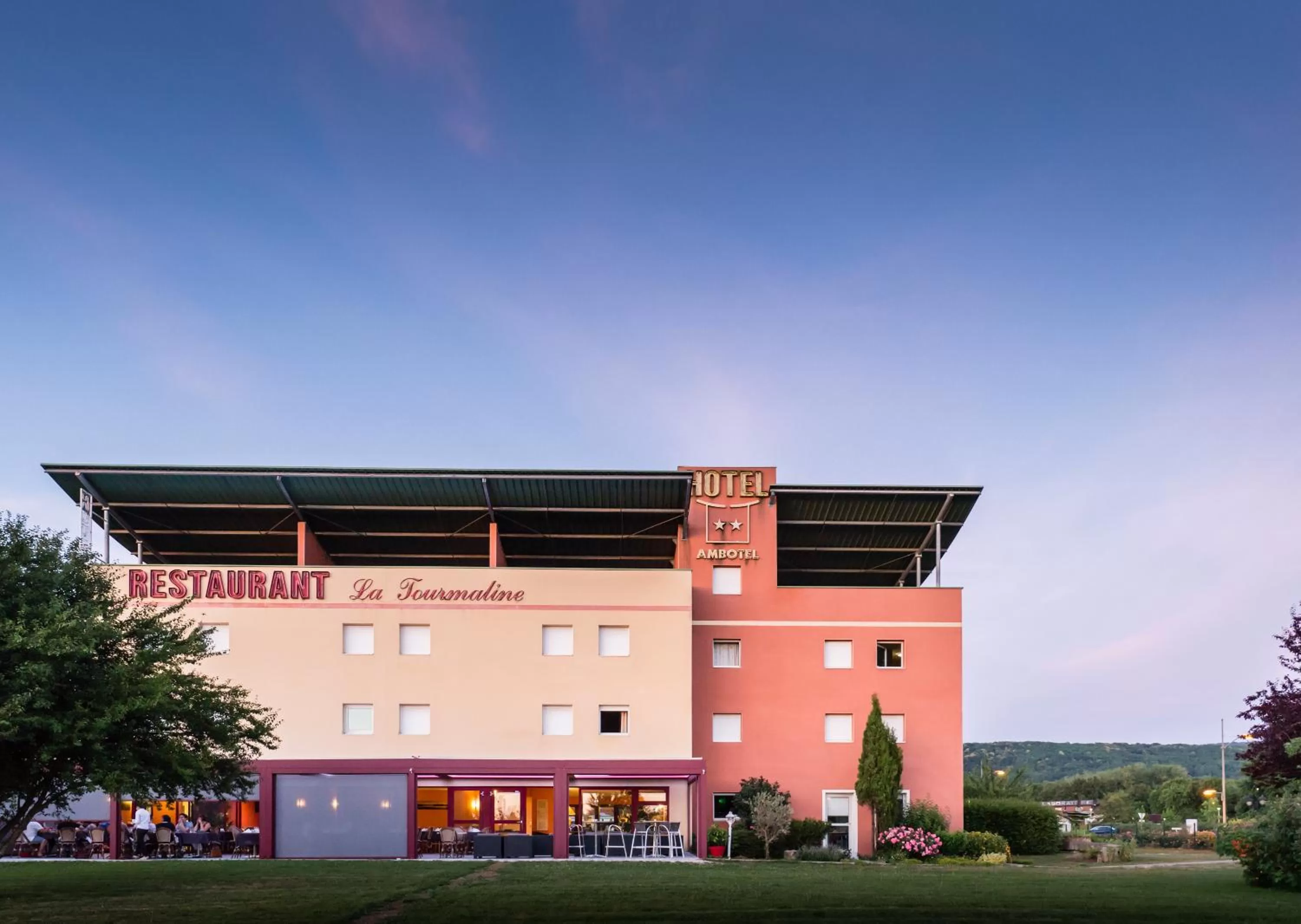 Property building in Hotel Ambotel