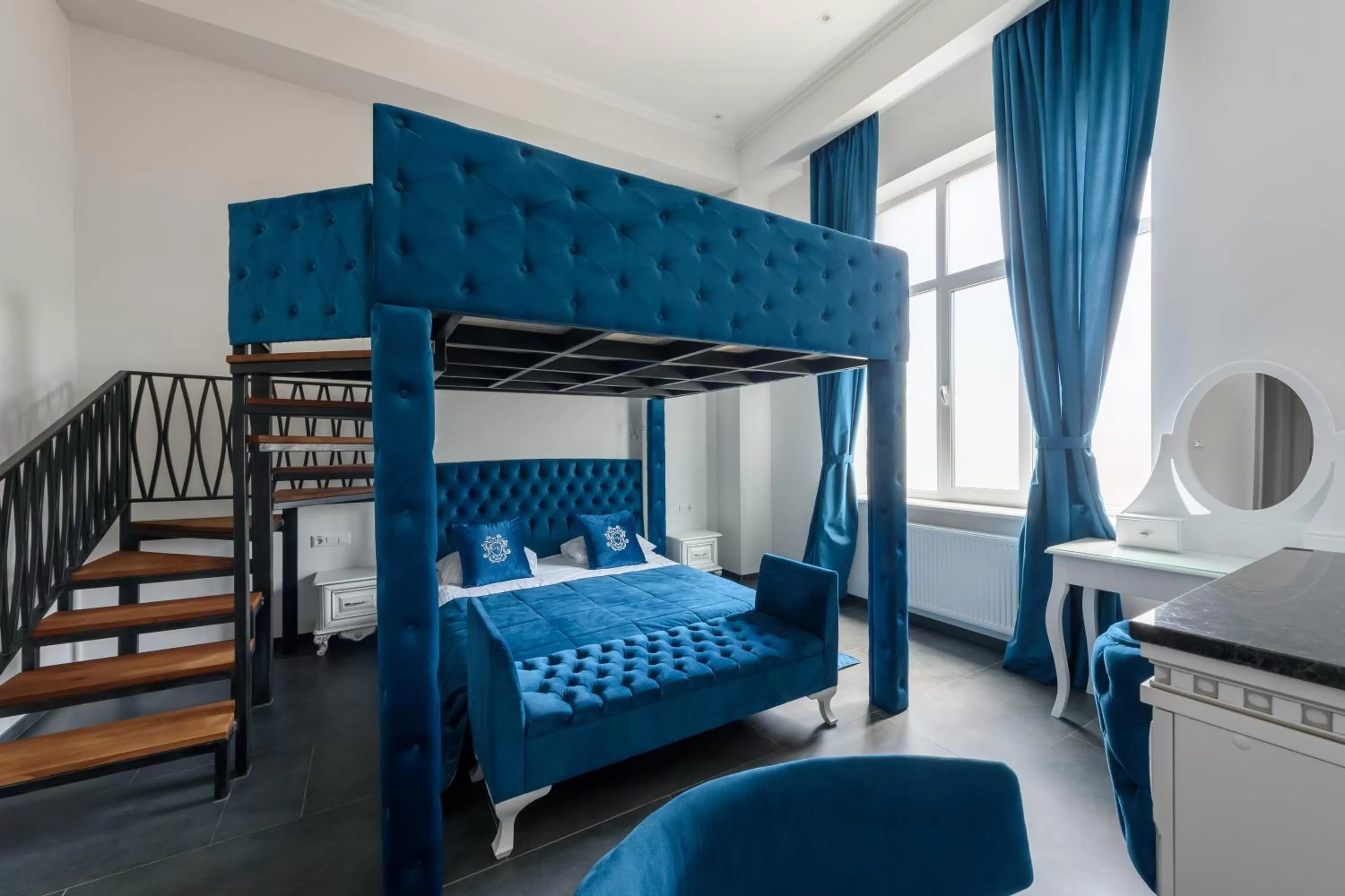 Family Room in Grand Royal