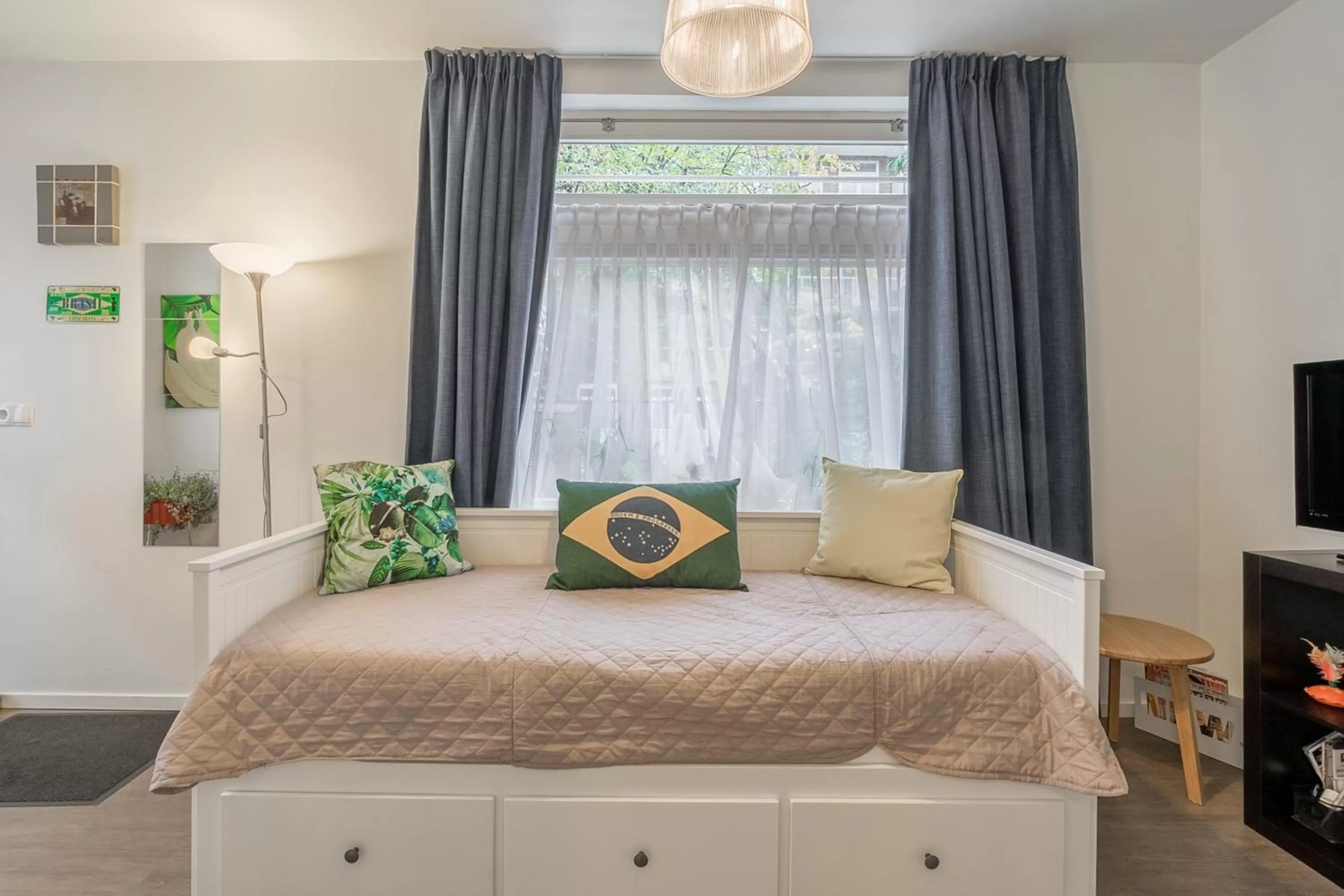 One-Bedroom Apartment II @ Marieken van Nimwegenstraat in Bos en Lommer Hotel - Erasmus Park area