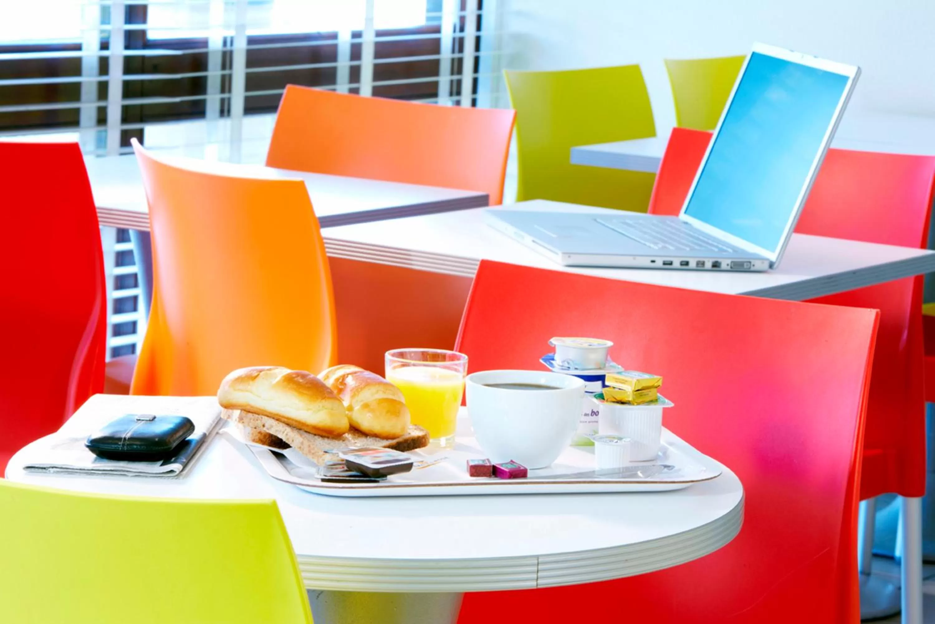 Food and drinks in Premiere Classe Lille Ouest - Lomme