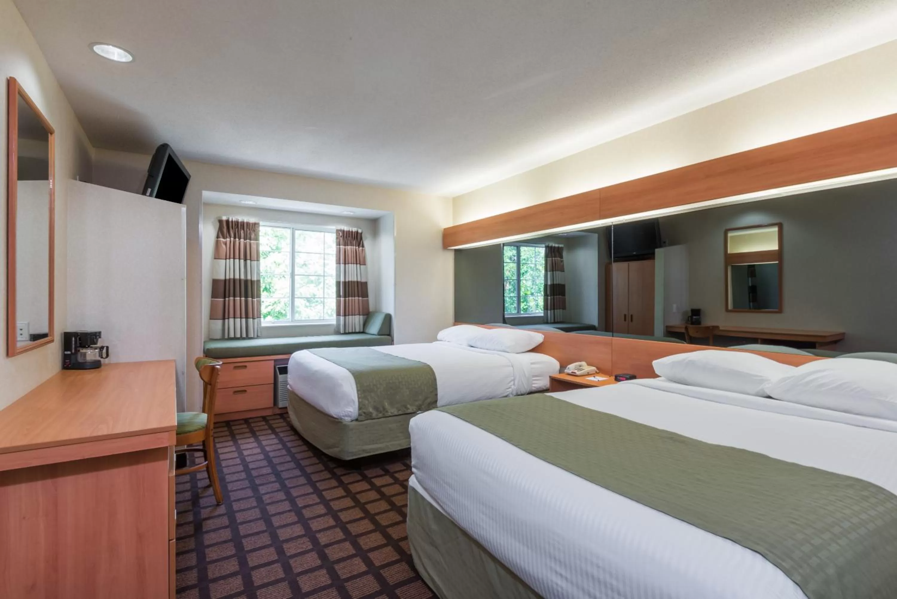Queen Room with Two Queen Beds - Non-Smoking in Microtel Inn & Suites by Wyndham Uncasville Casino Area