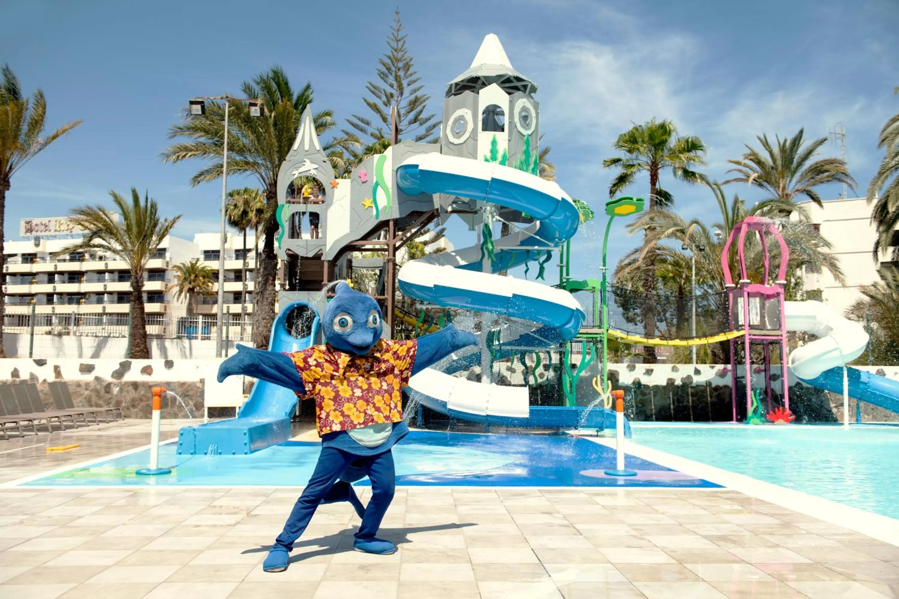 Entertainment in Abora Catarina by Lopesan Hotels