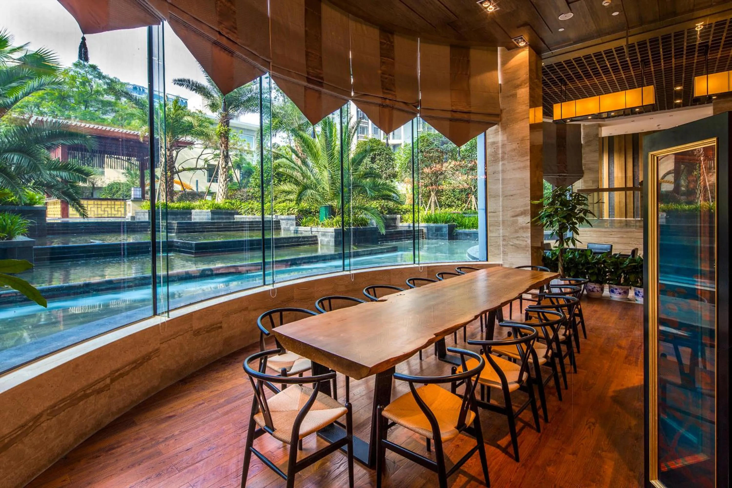 Lounge or bar in Felton Grand Hotel Chengdu