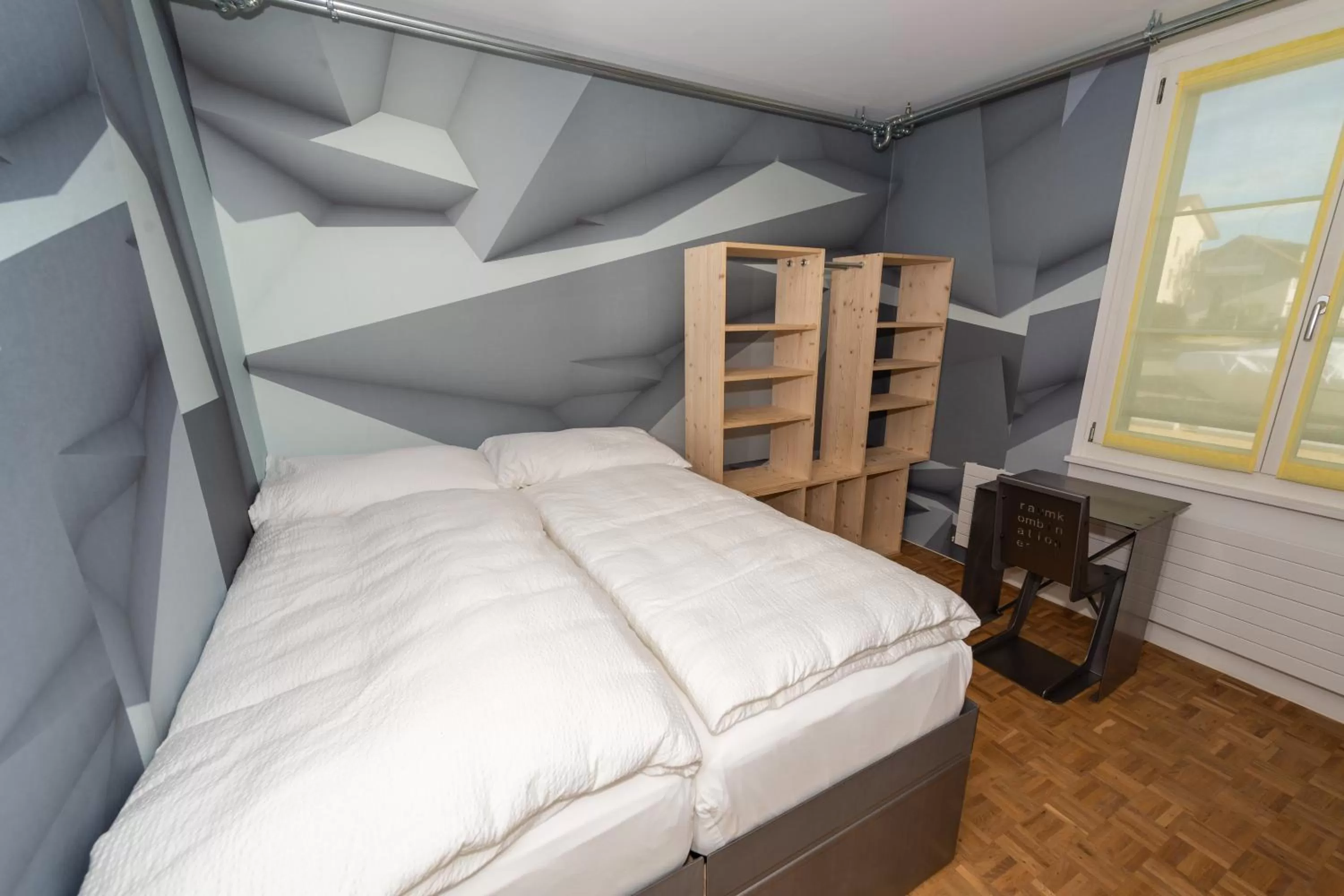 Photo of the whole room, Bed in Boutique Hotel BS16 before Bern City Parking gratis