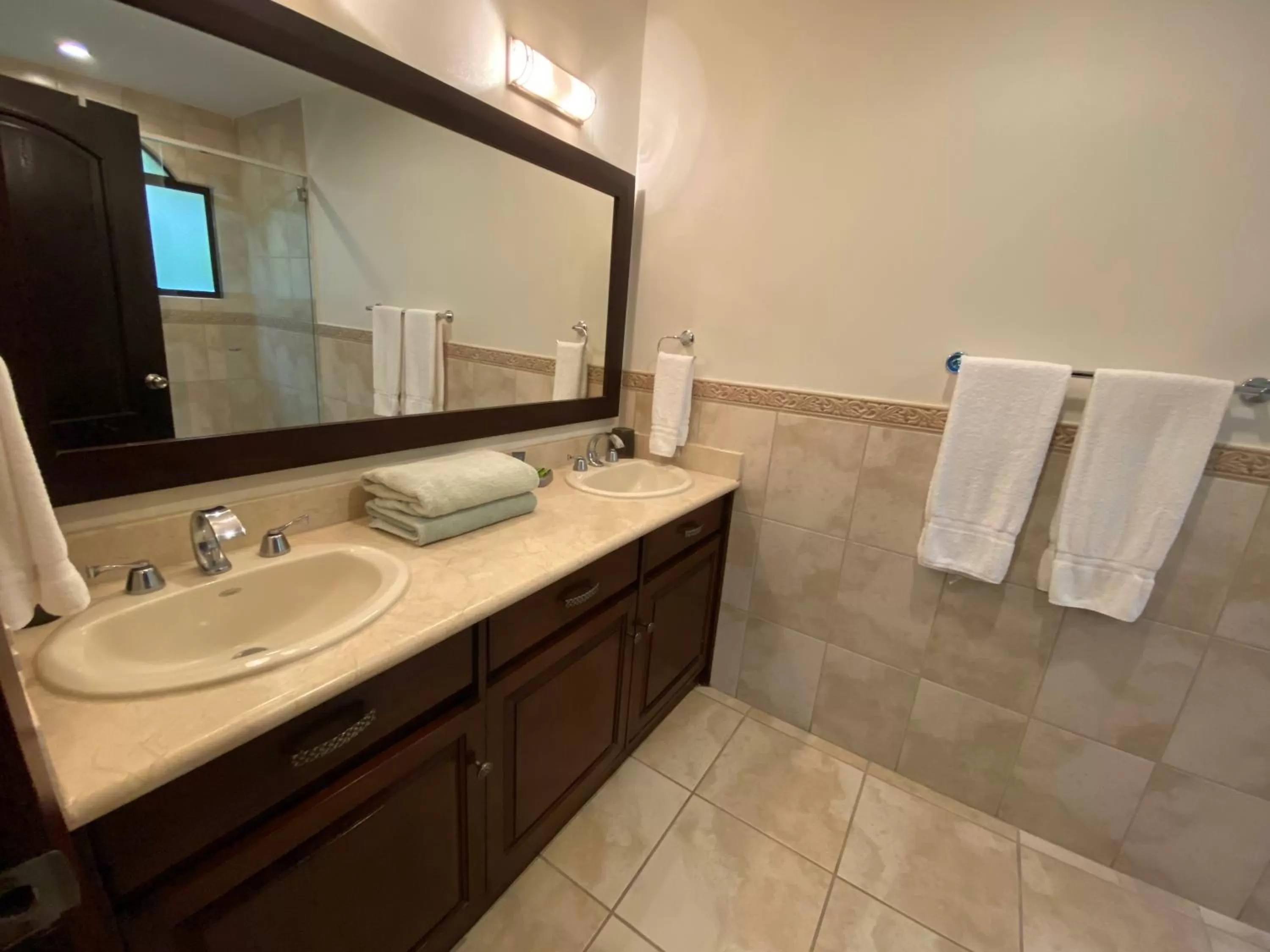 Bathroom in Monte Carlo Luxury Condominiums