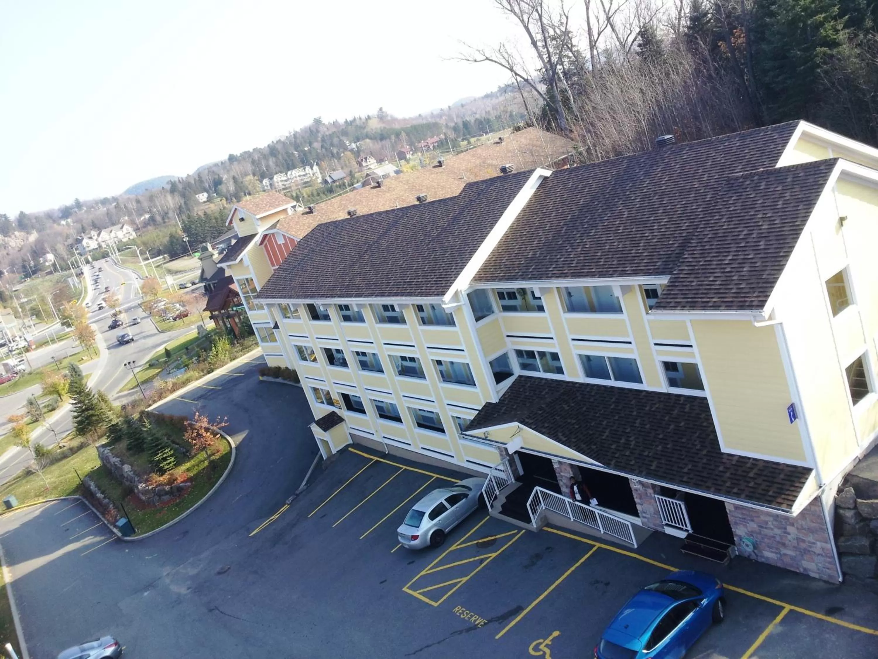 Bird's eye view in Hotel and Suites Les Laurentides