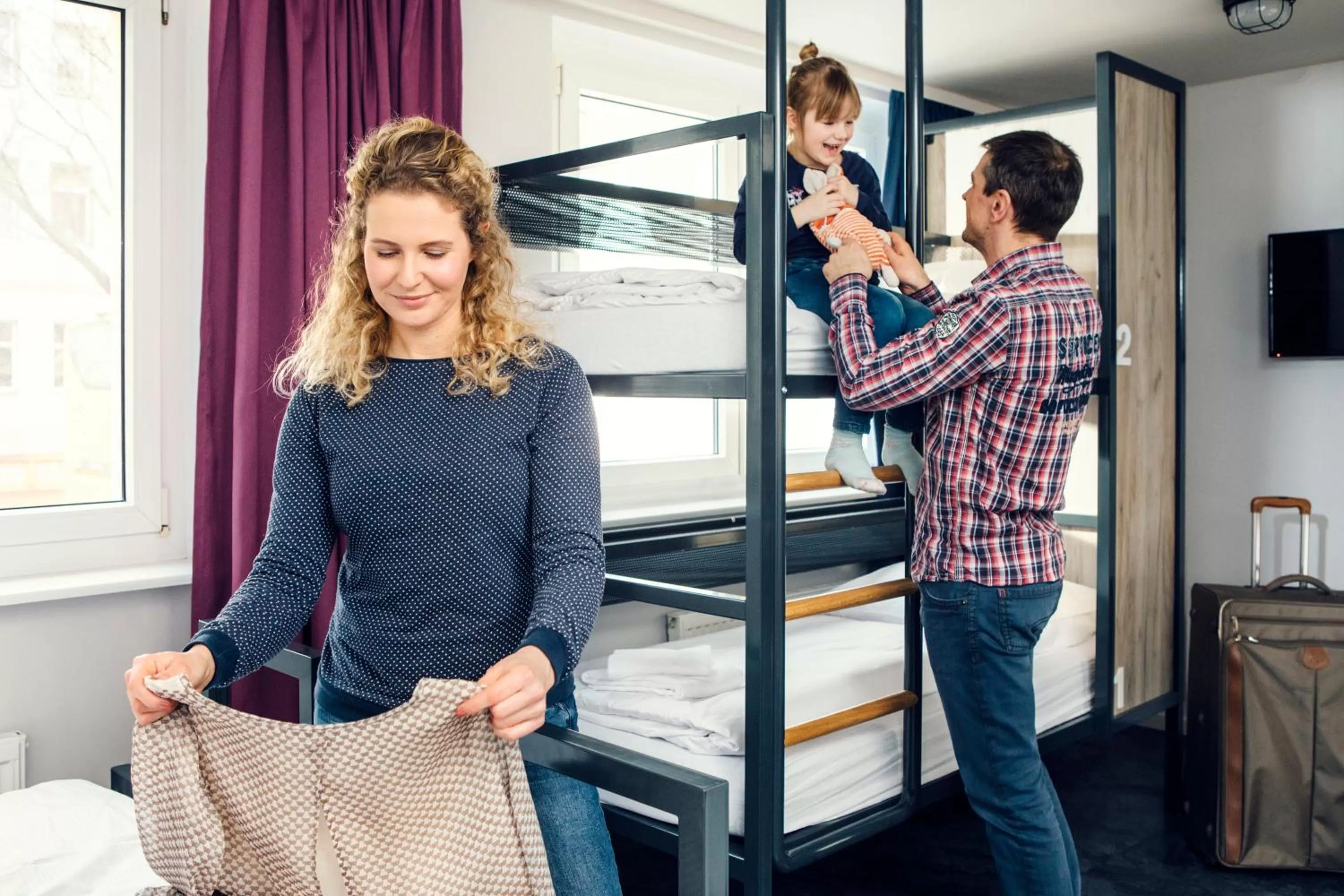 People, Bed in a&o Berlin Mitte