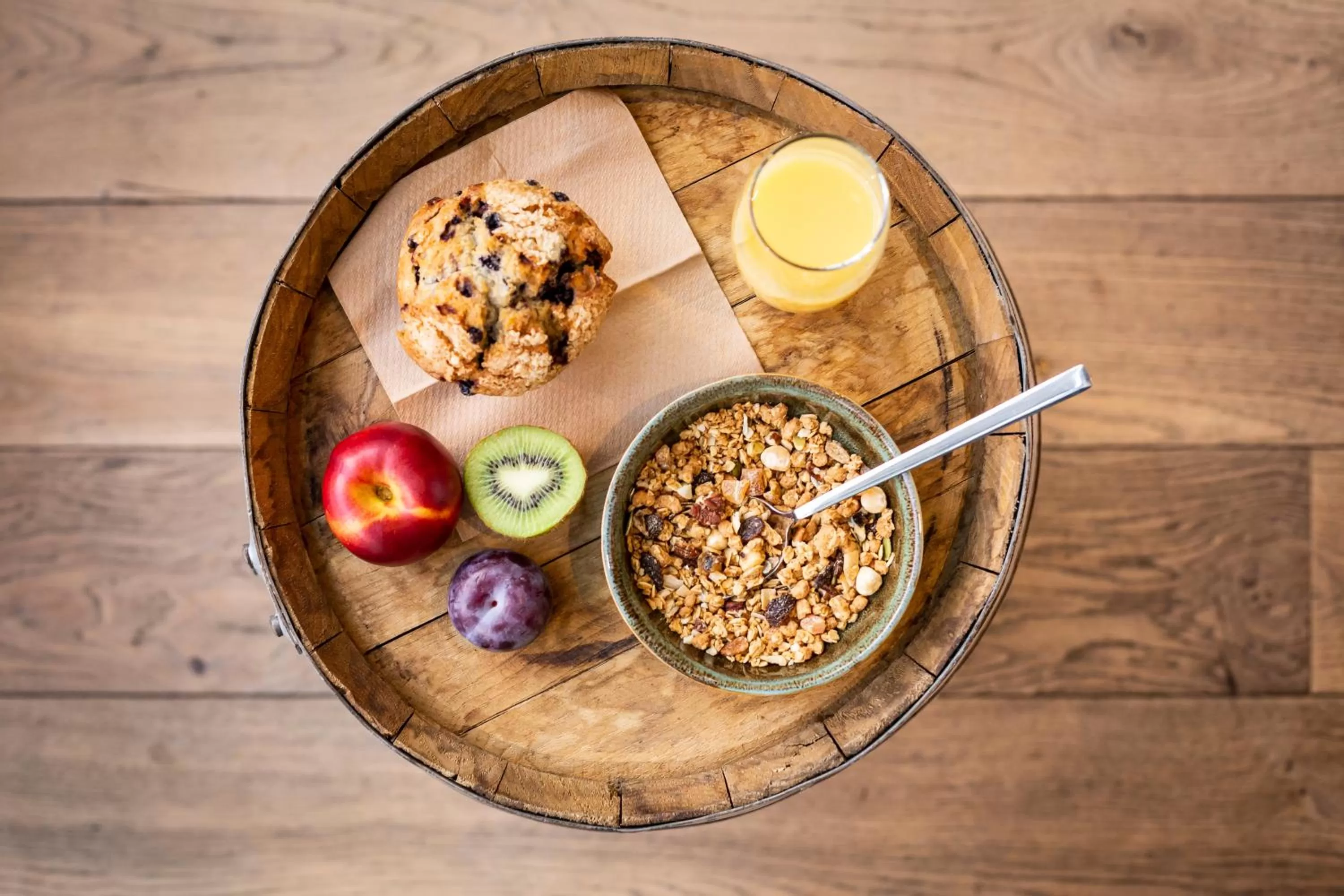 Buffet breakfast in Aparthotel Adagio London Brentford