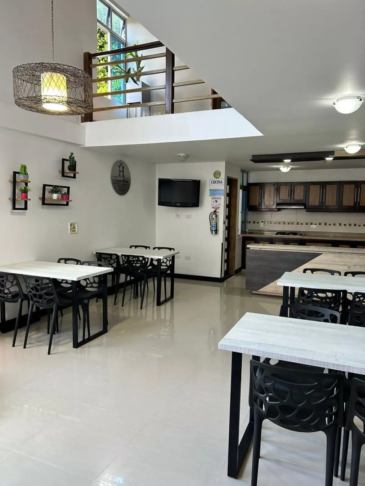 Restaurant/Places to Eat in Hotel Campo Real