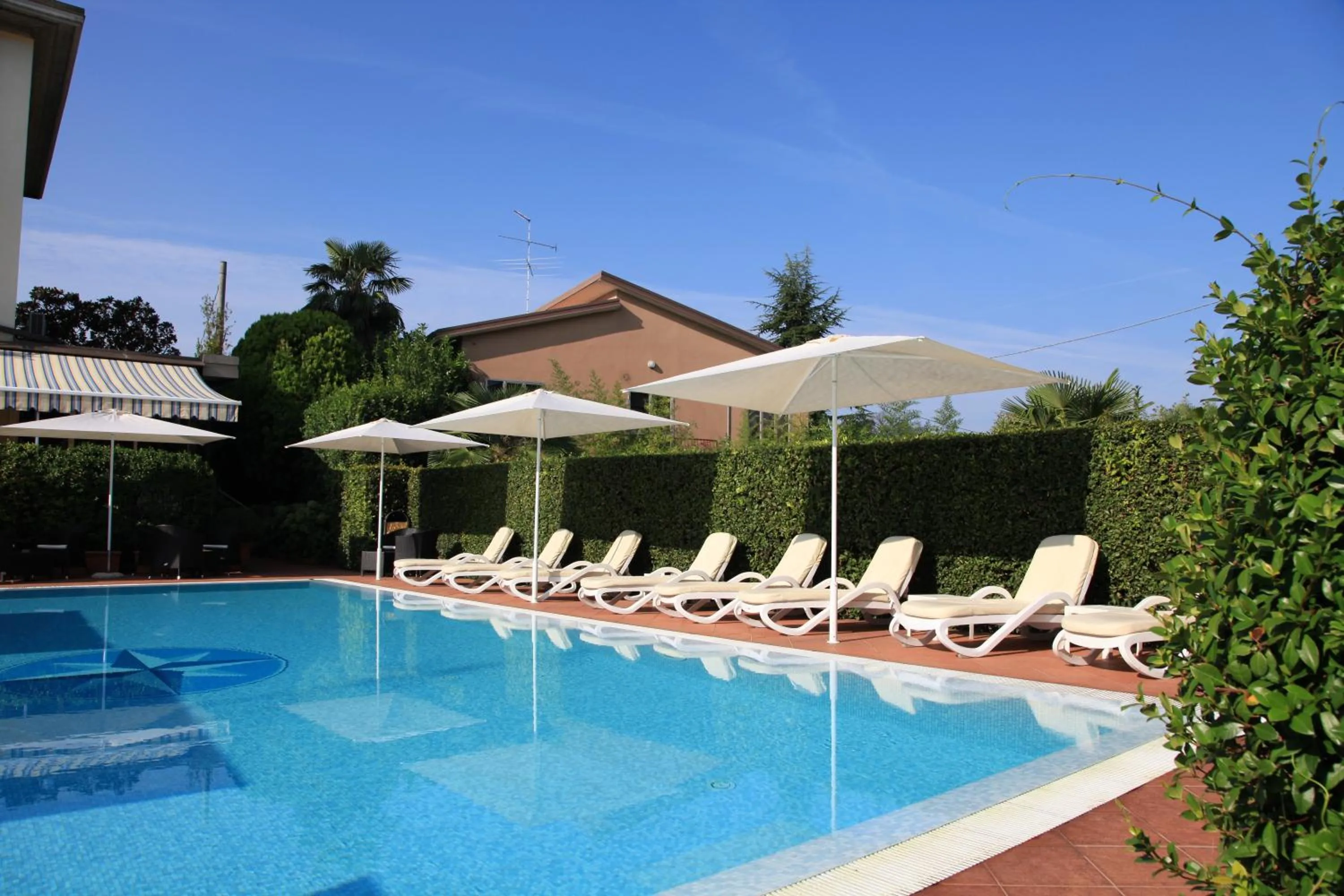 Swimming pool in Albergo Ristorante Papa