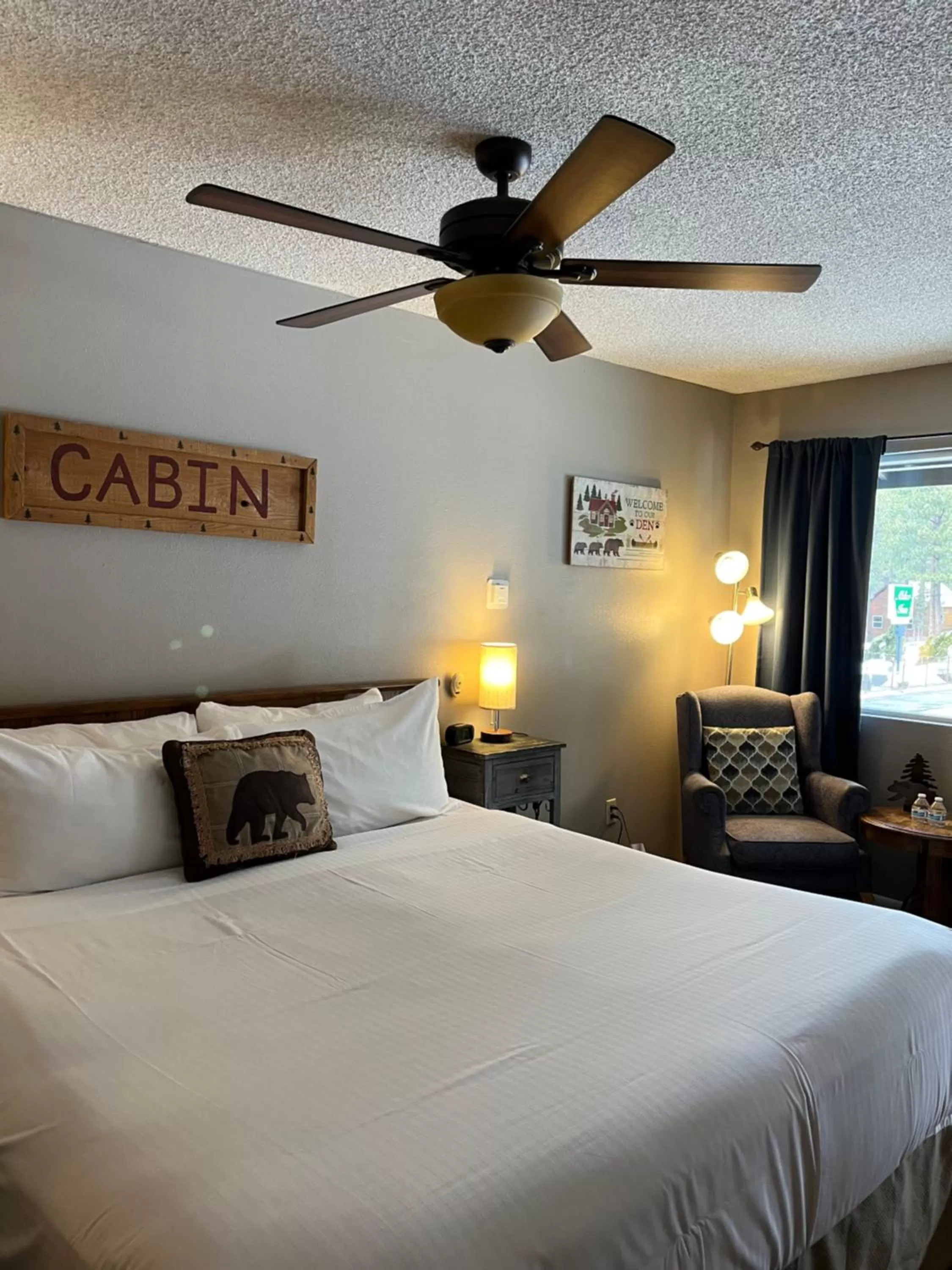 Bed in The Alder Inn