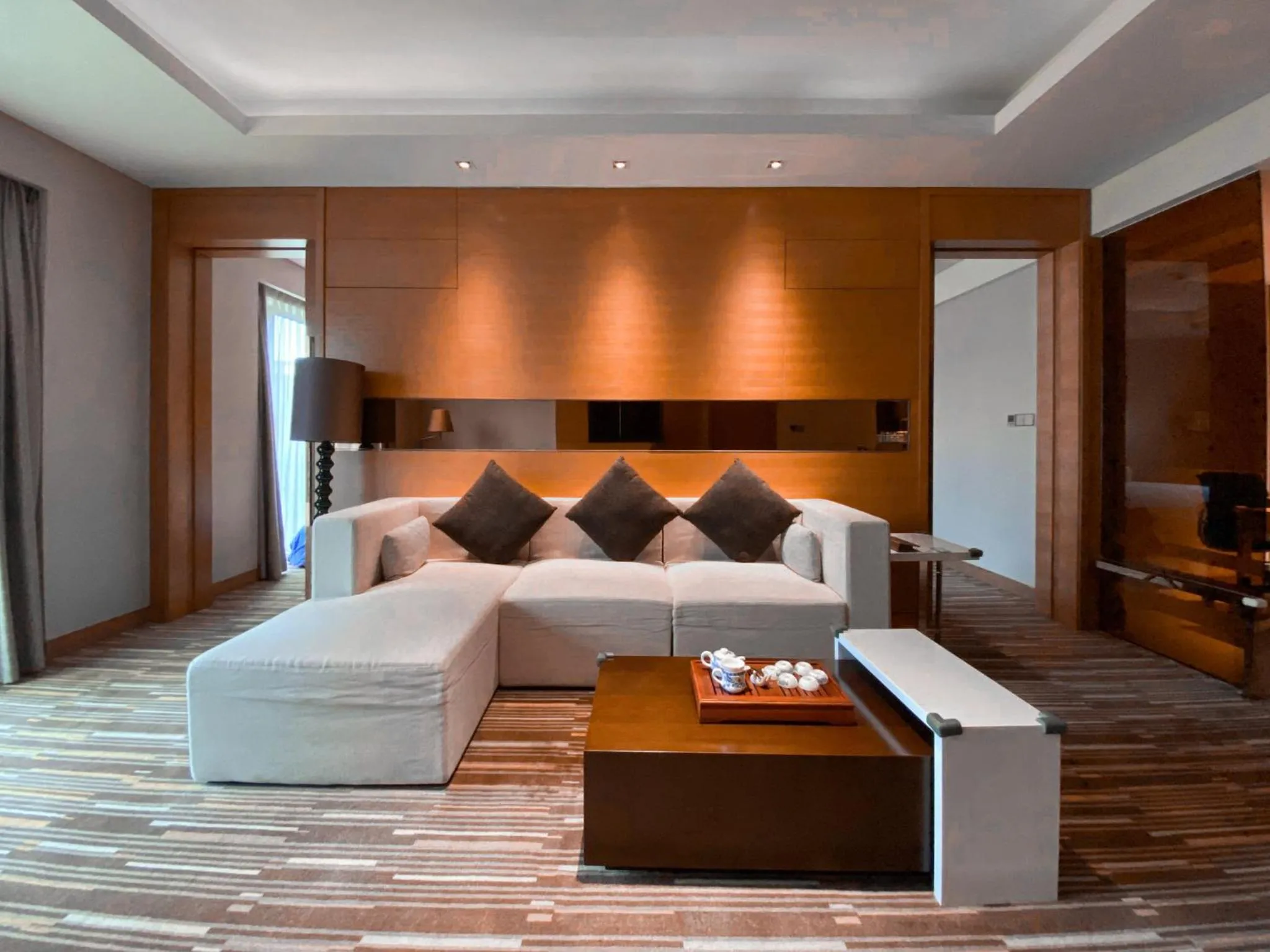 Photo of the whole room, Bed in Junluxe Hotel Guangzhou Science City