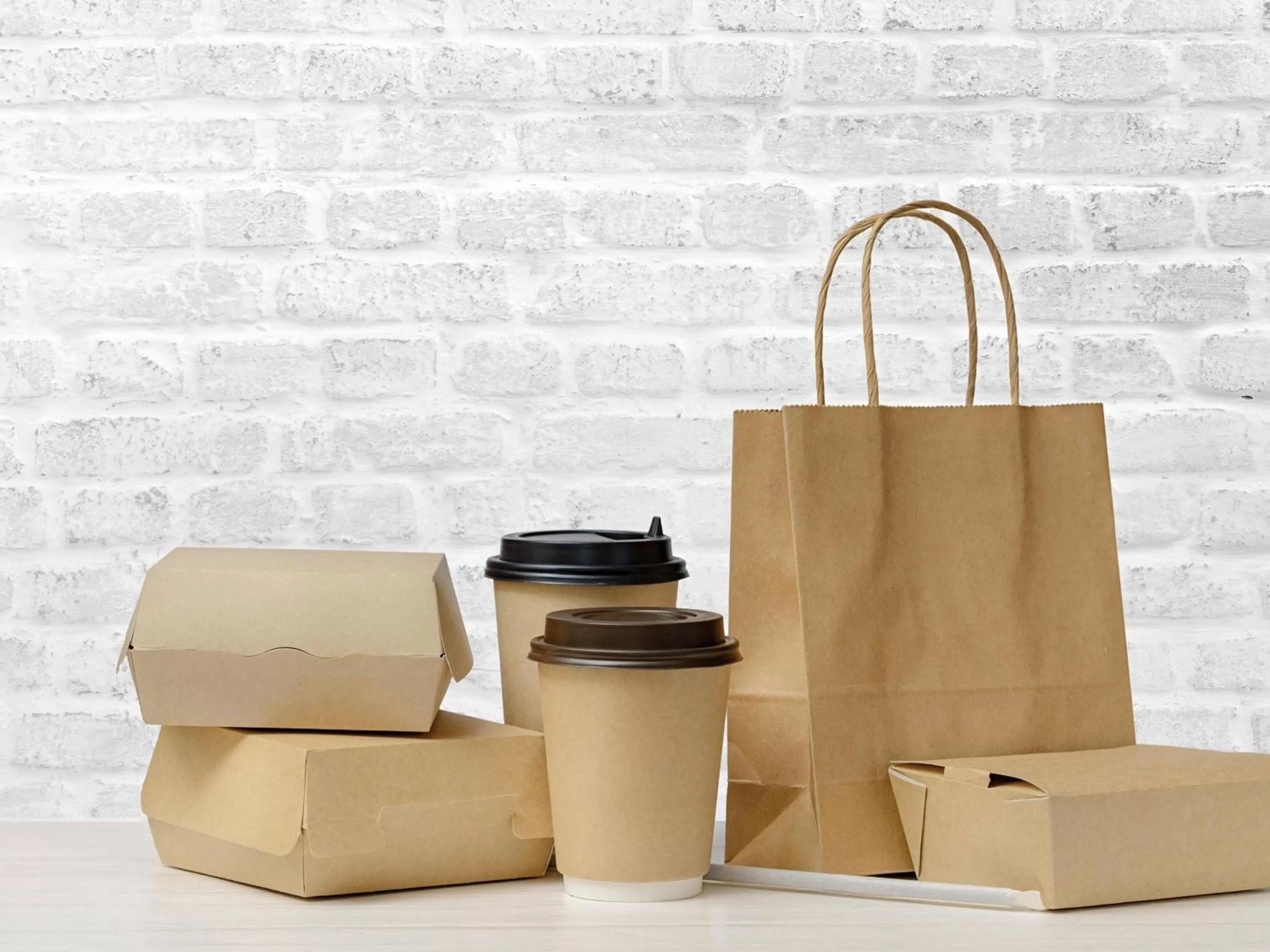 Restaurant/places to eat in Holiday Inn Express Hotel & Suites Manchester - Airport by IHG