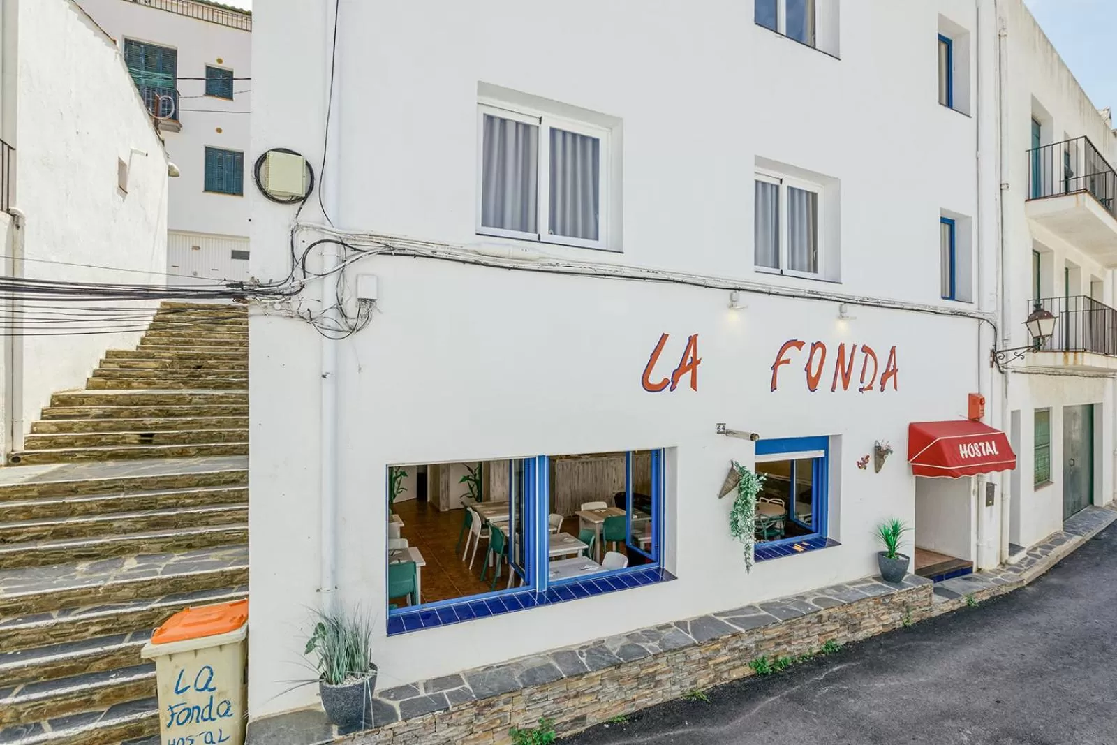 Property building in La Fonda