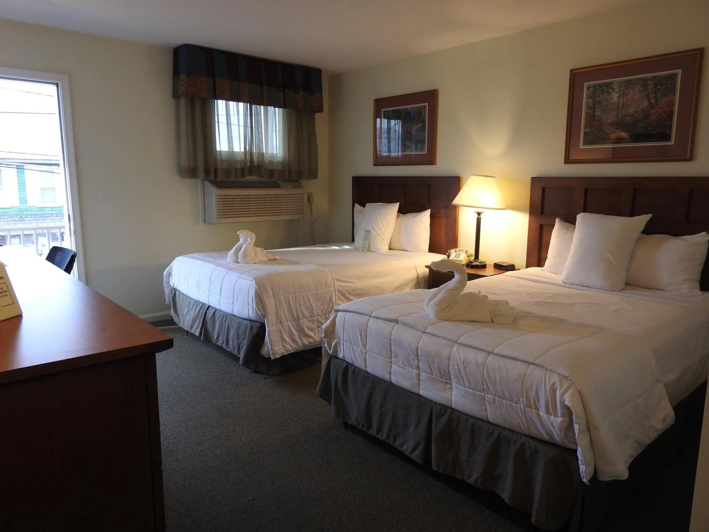 Bed in Inn at Cemetery Hill