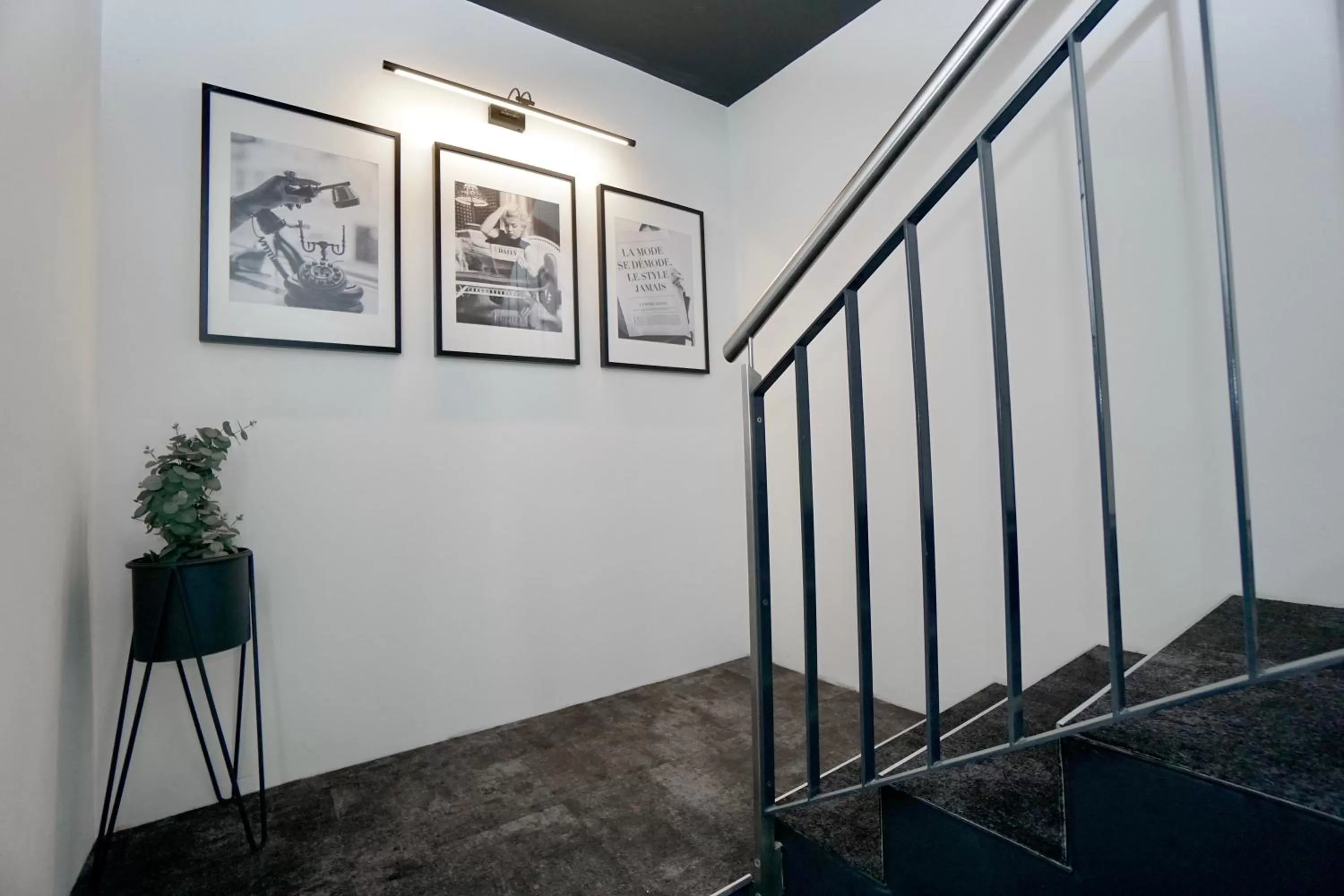 Facade/entrance in Motel by Maier Götzis- kontaktloser Check-in