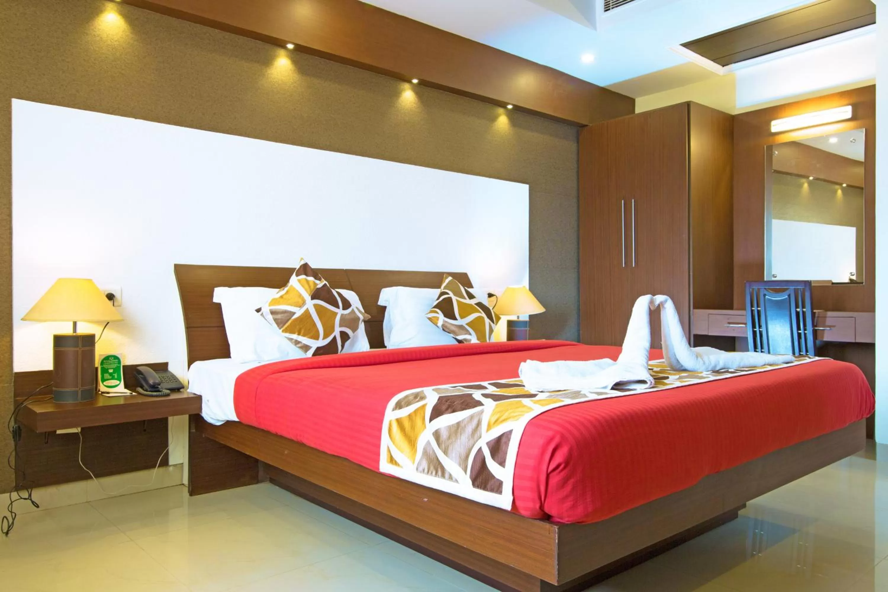 Bedroom in Royal Omars