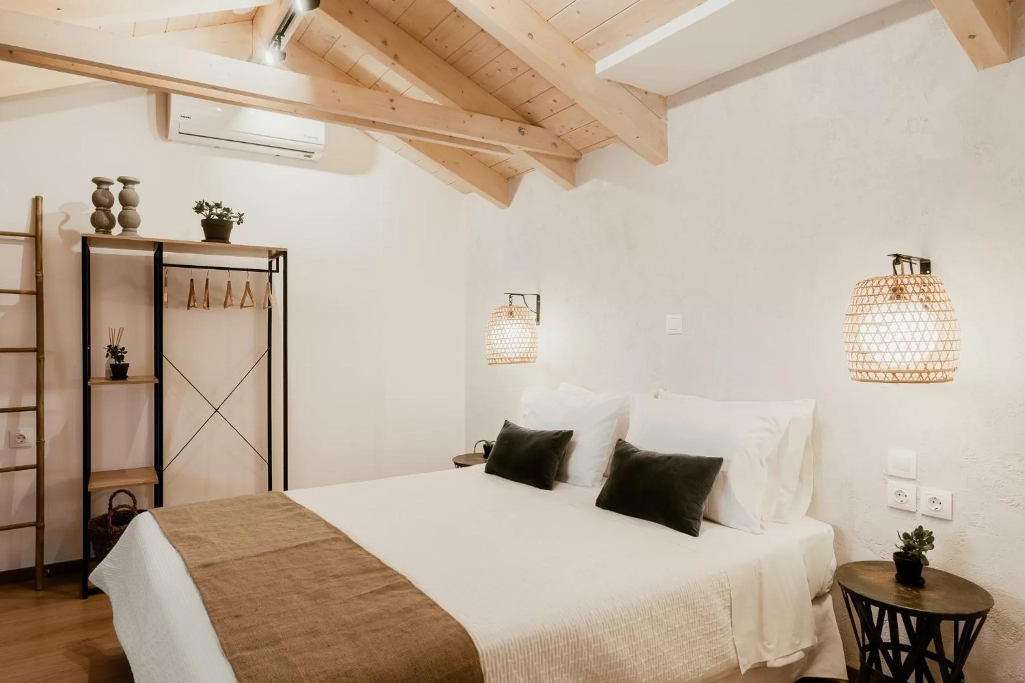 Photo of the whole room, Bed in BOĒM Boutique Hotel Lefkada