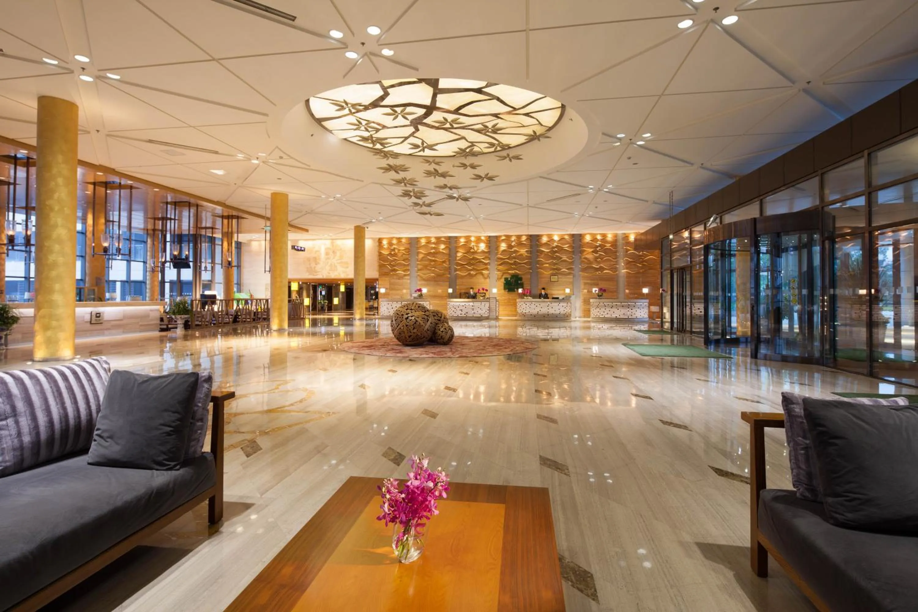 Property building in Holiday Inn Beijing Shijingshan Parkview by IHG