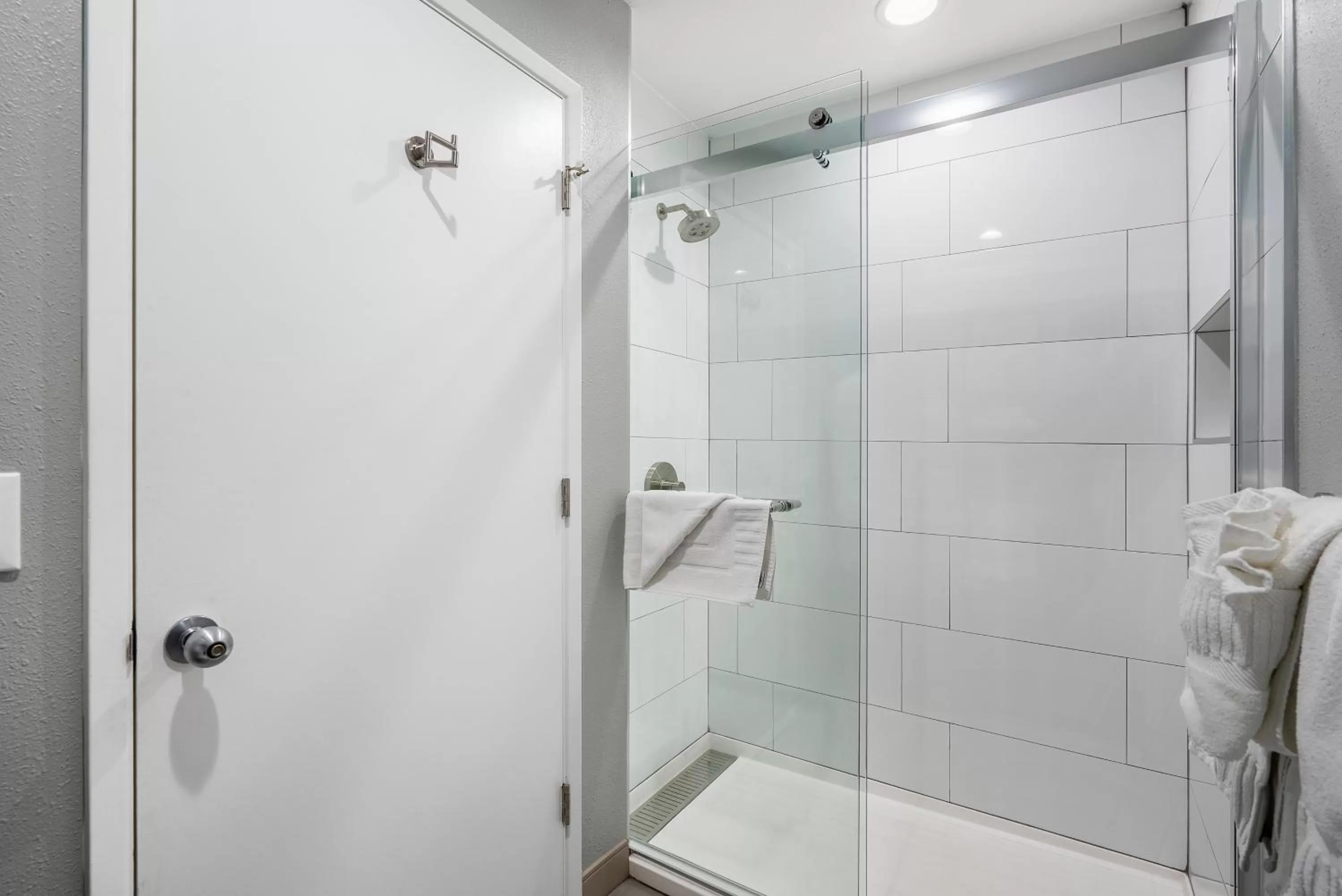 Shower in Shoreline Inn...on the beach