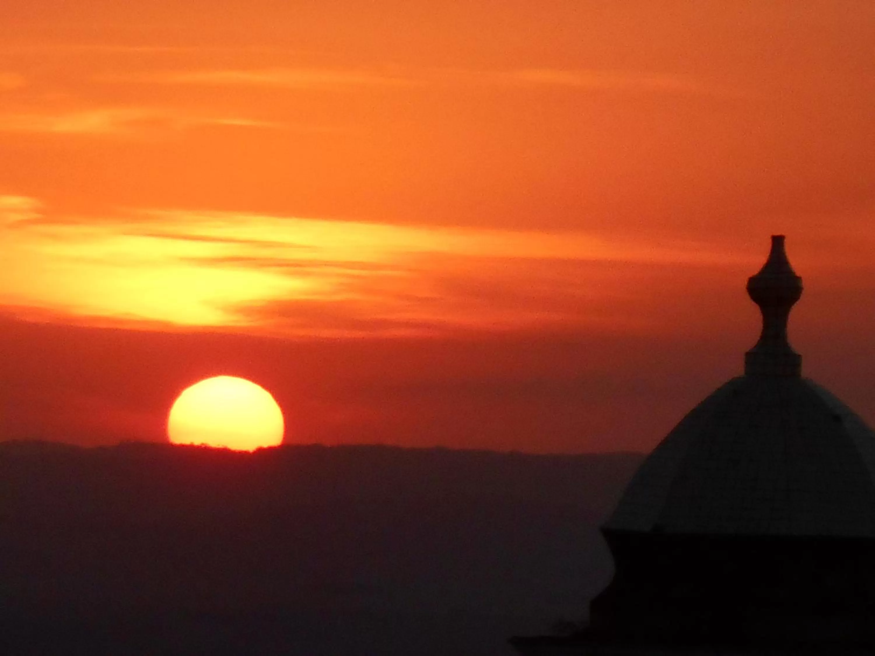 TV and multimedia, Sunrise/Sunset in Pousada Reino Encantado - São Thomé das Letras - Minas Gerais