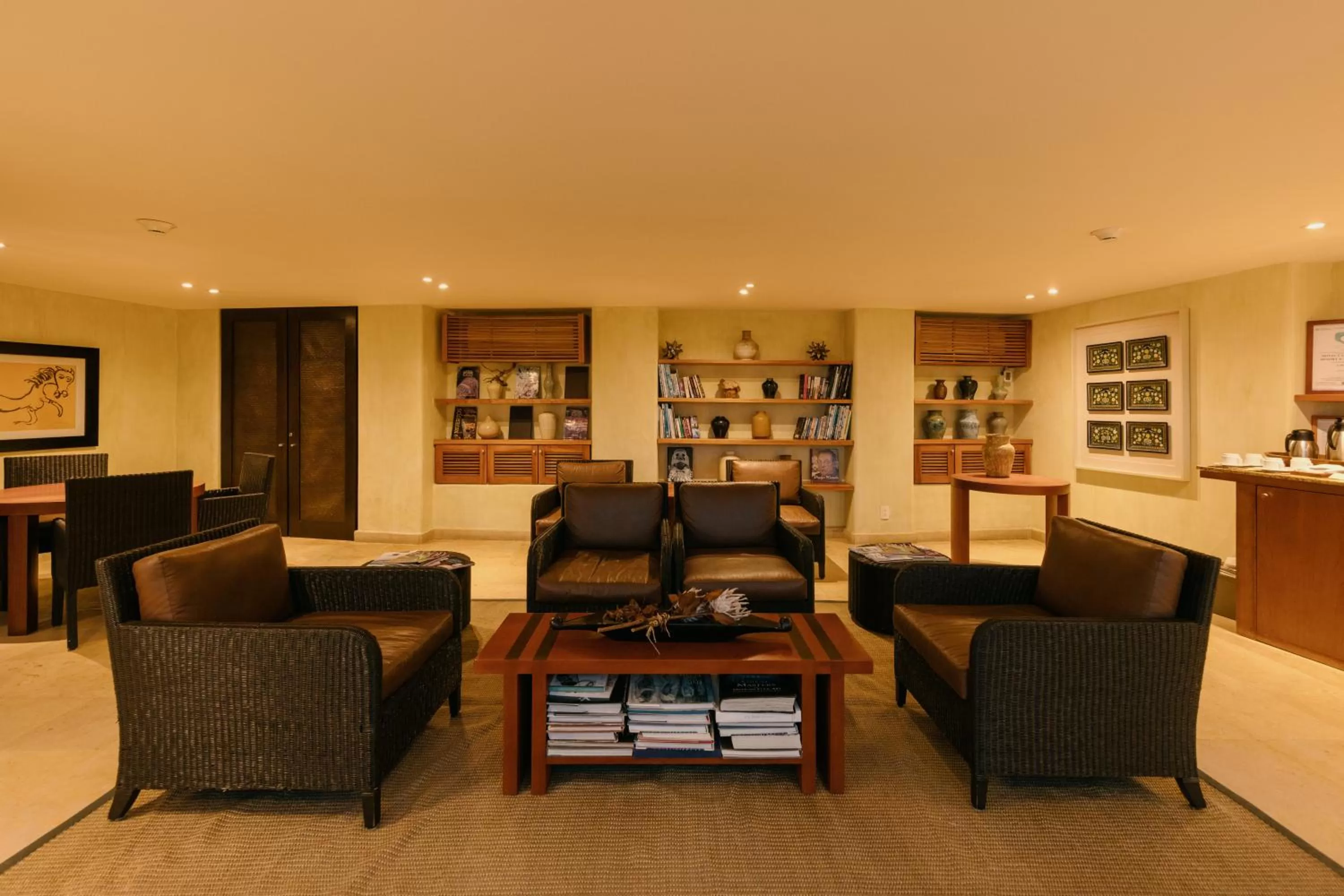 Library in Cala de Mar Resort & Spa Ixtapa