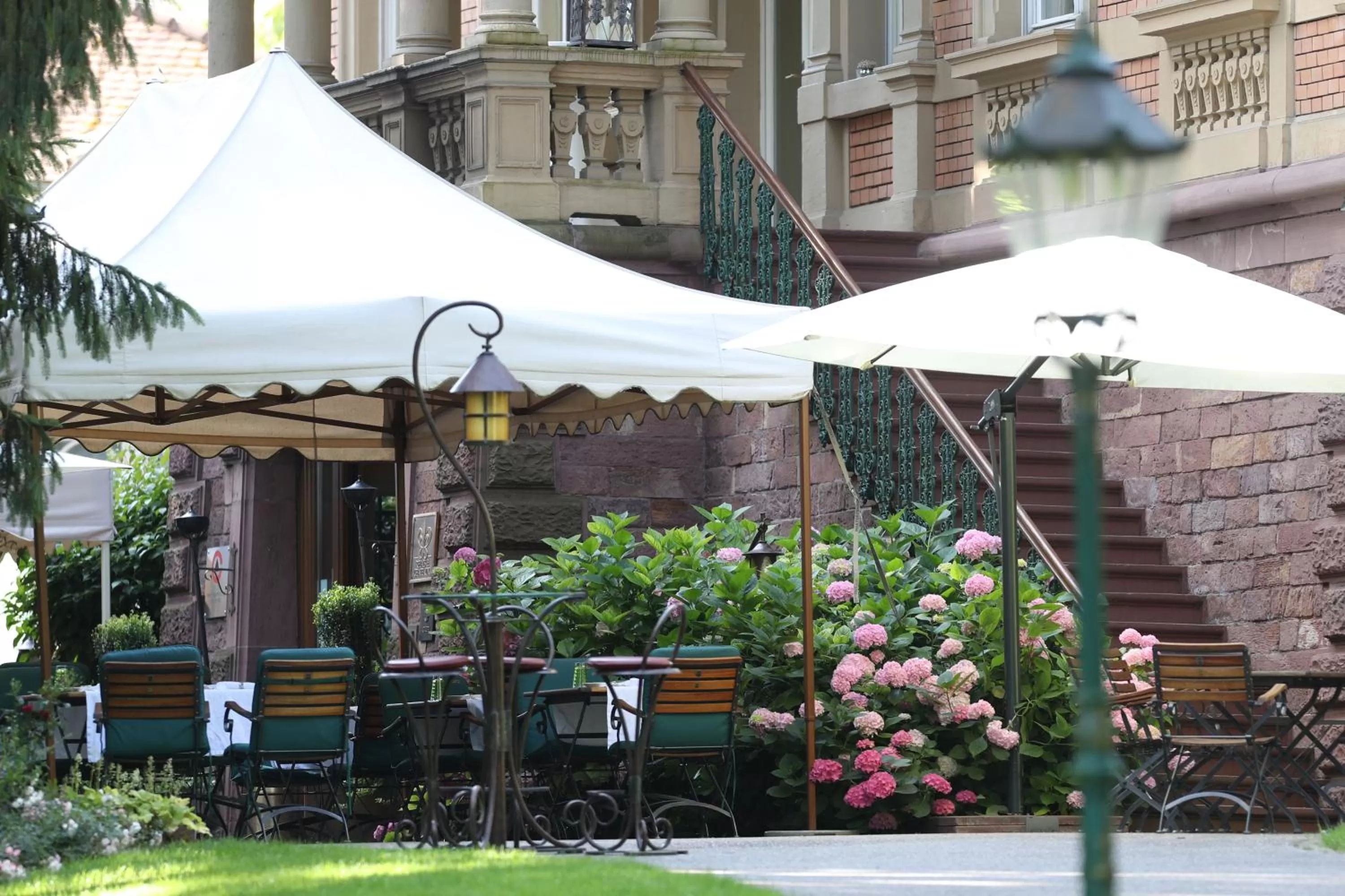 Restaurant/places to eat in Villa Hammerschmiede