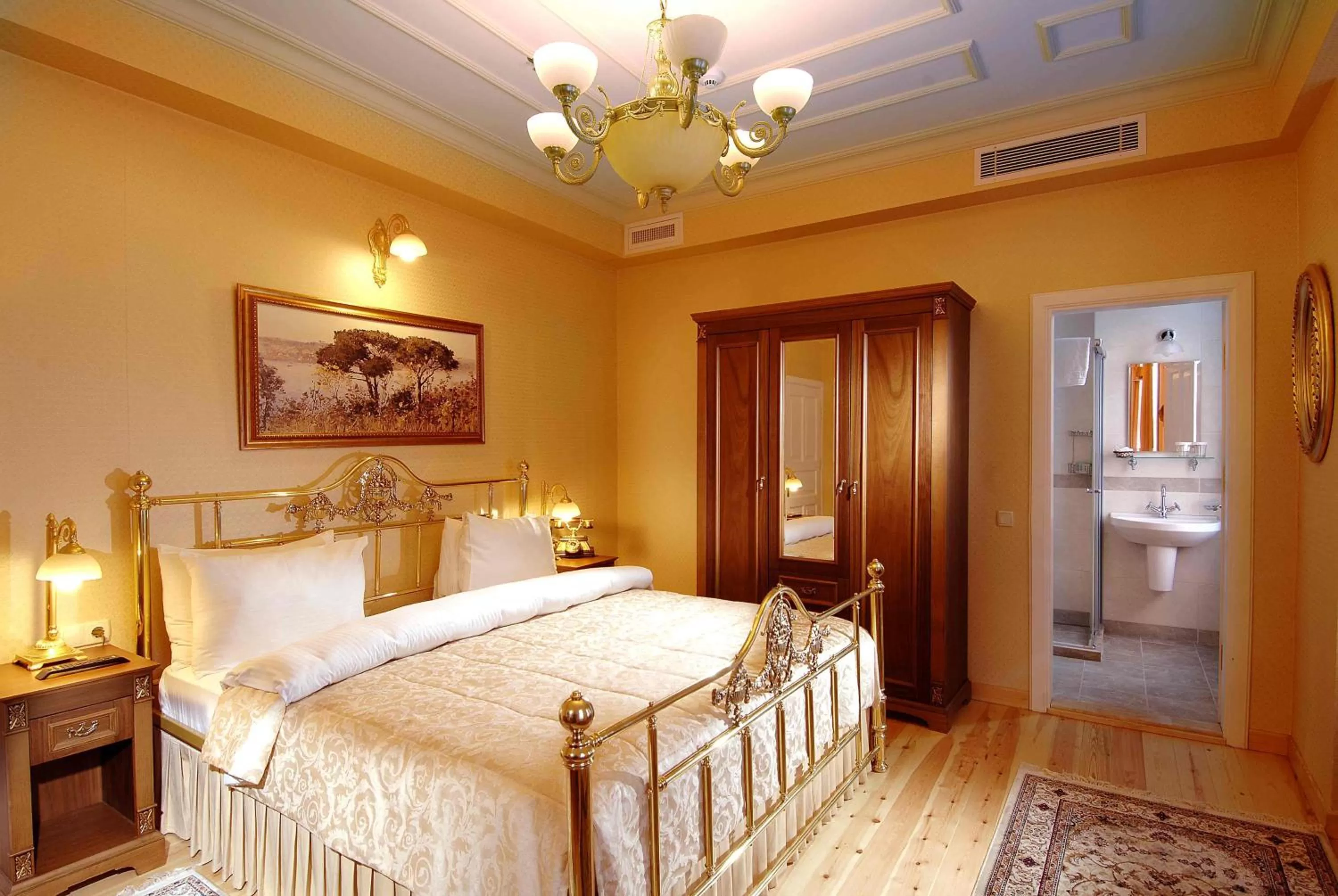 Bedroom, Bed in Darussaade Hotel Old City - Sultanahmet