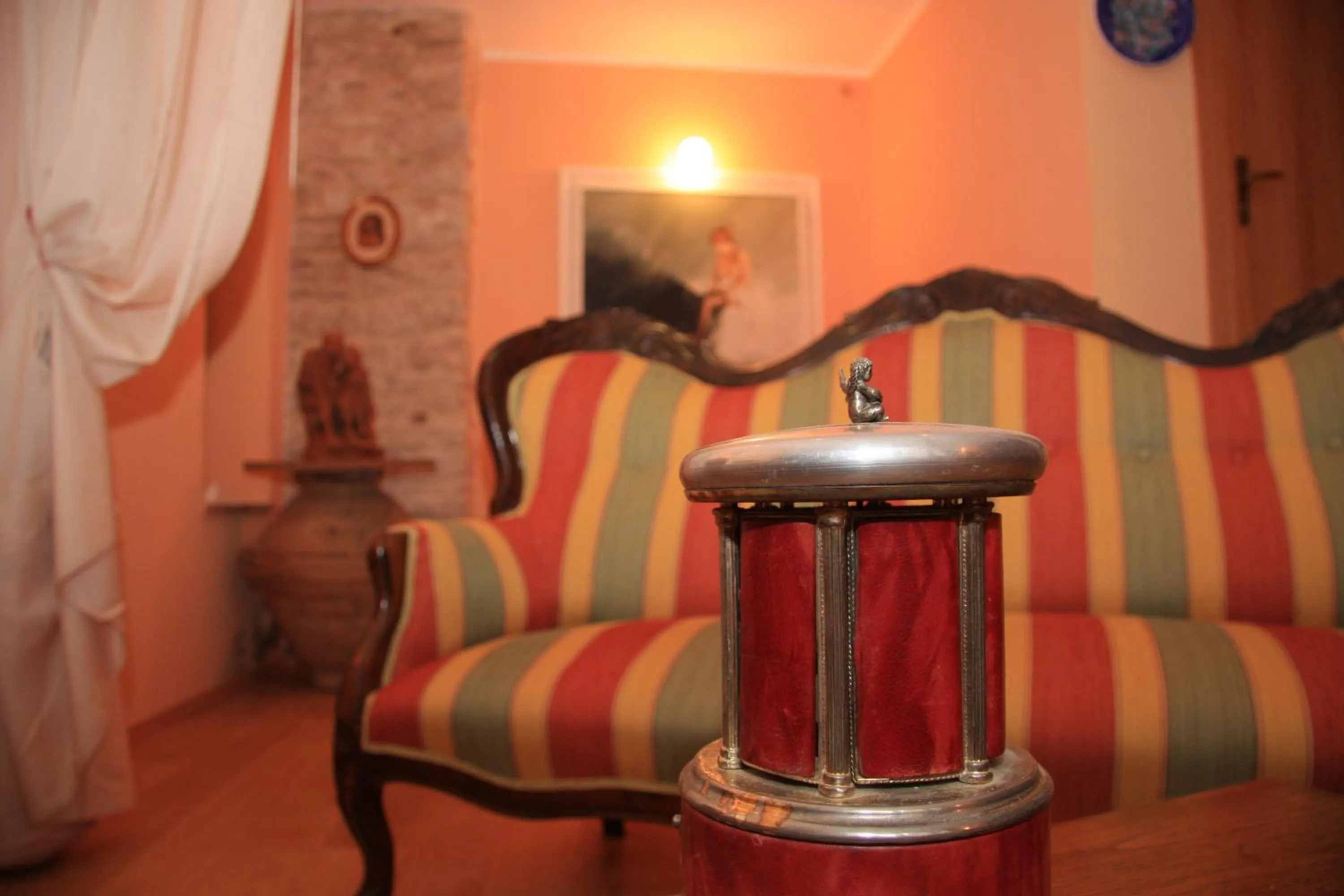 Decorative detail in Hotel Morlacchi