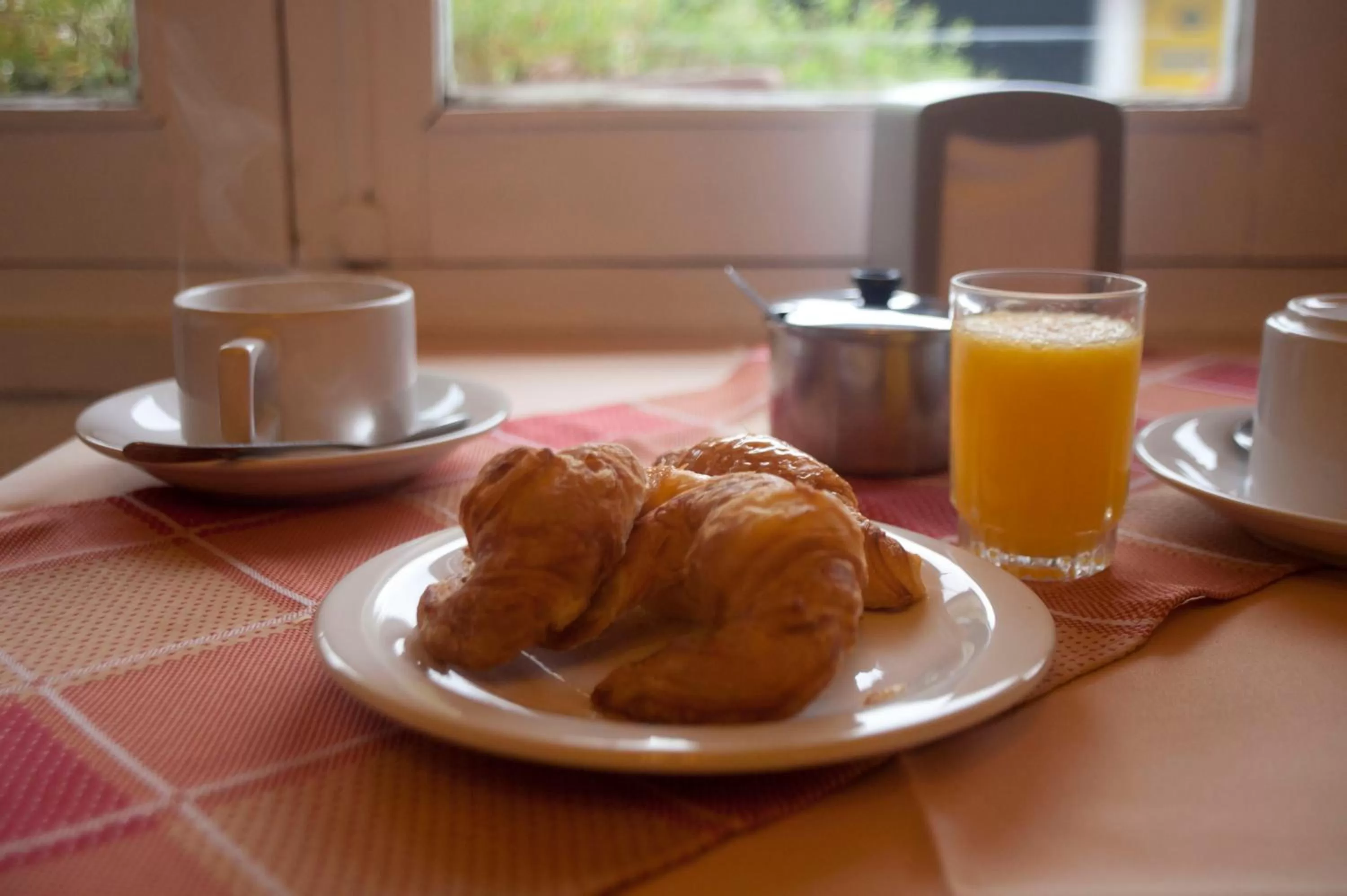 Restaurant/places to eat, Breakfast in Hotel Eldorado