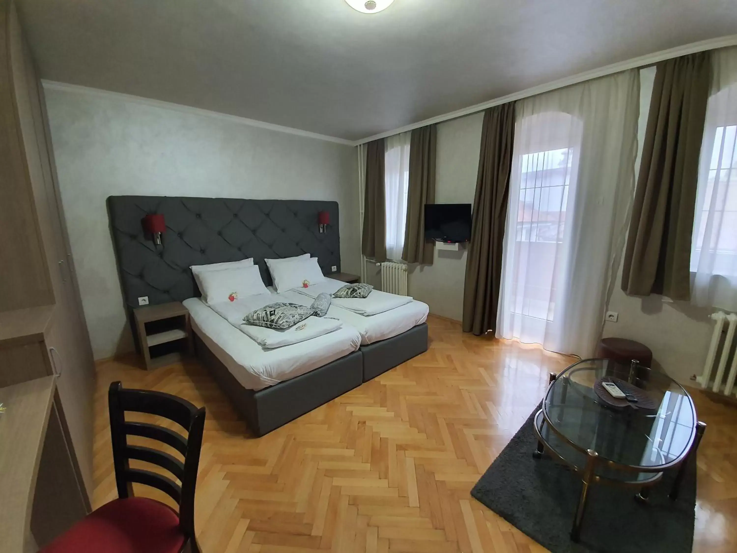 Double Room in Hotel Fontana Double Room in Hotel Fontana