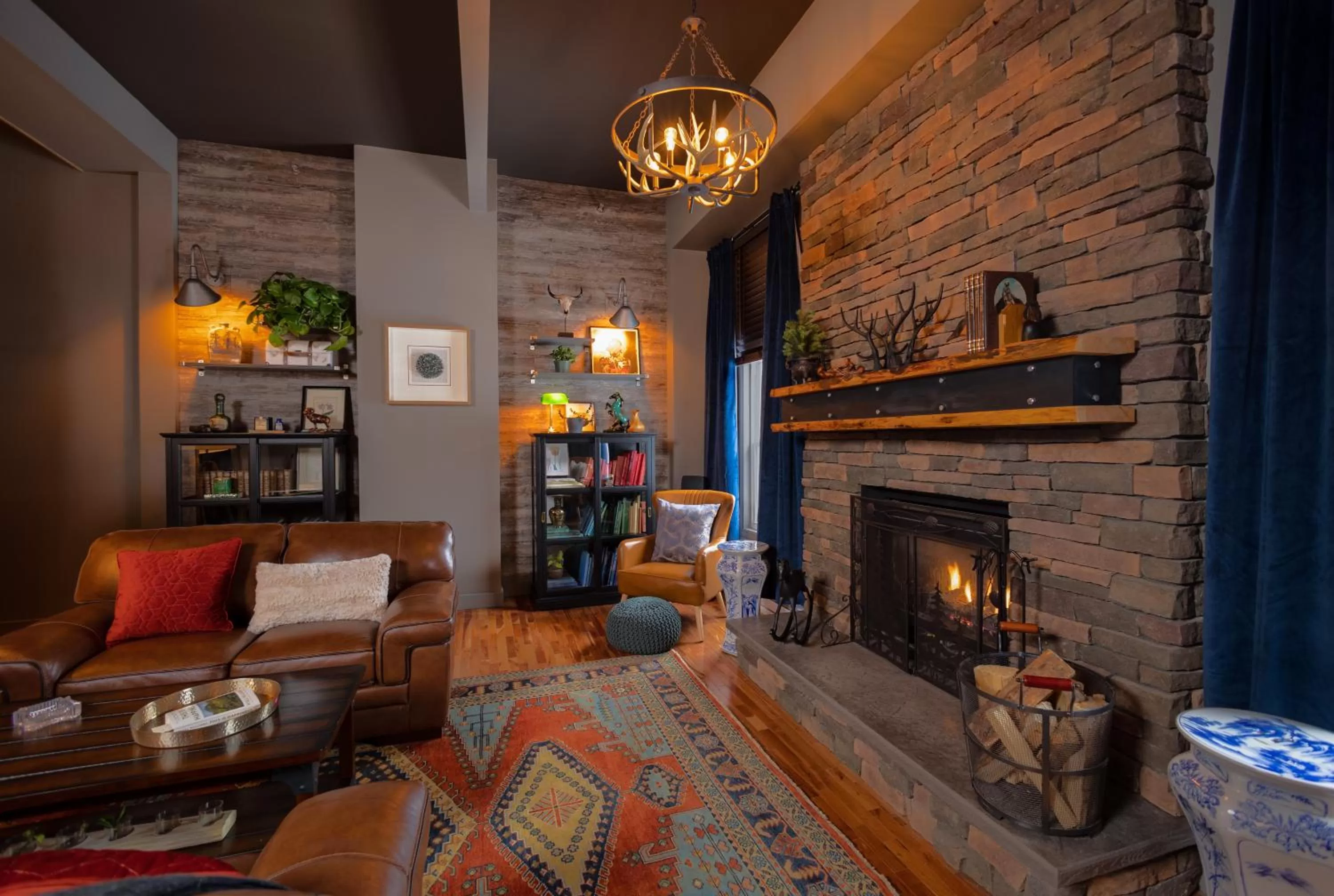 Library, Lobby/Reception in The Larix Hotel