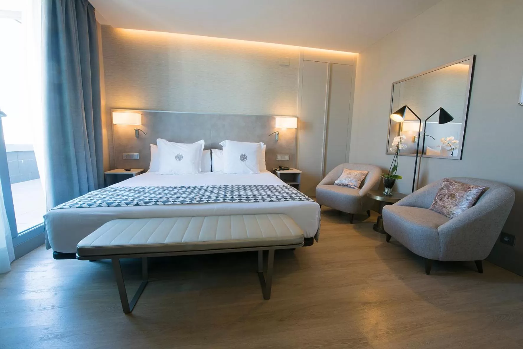 Decorative detail, Bed in Hotel América Sevilla